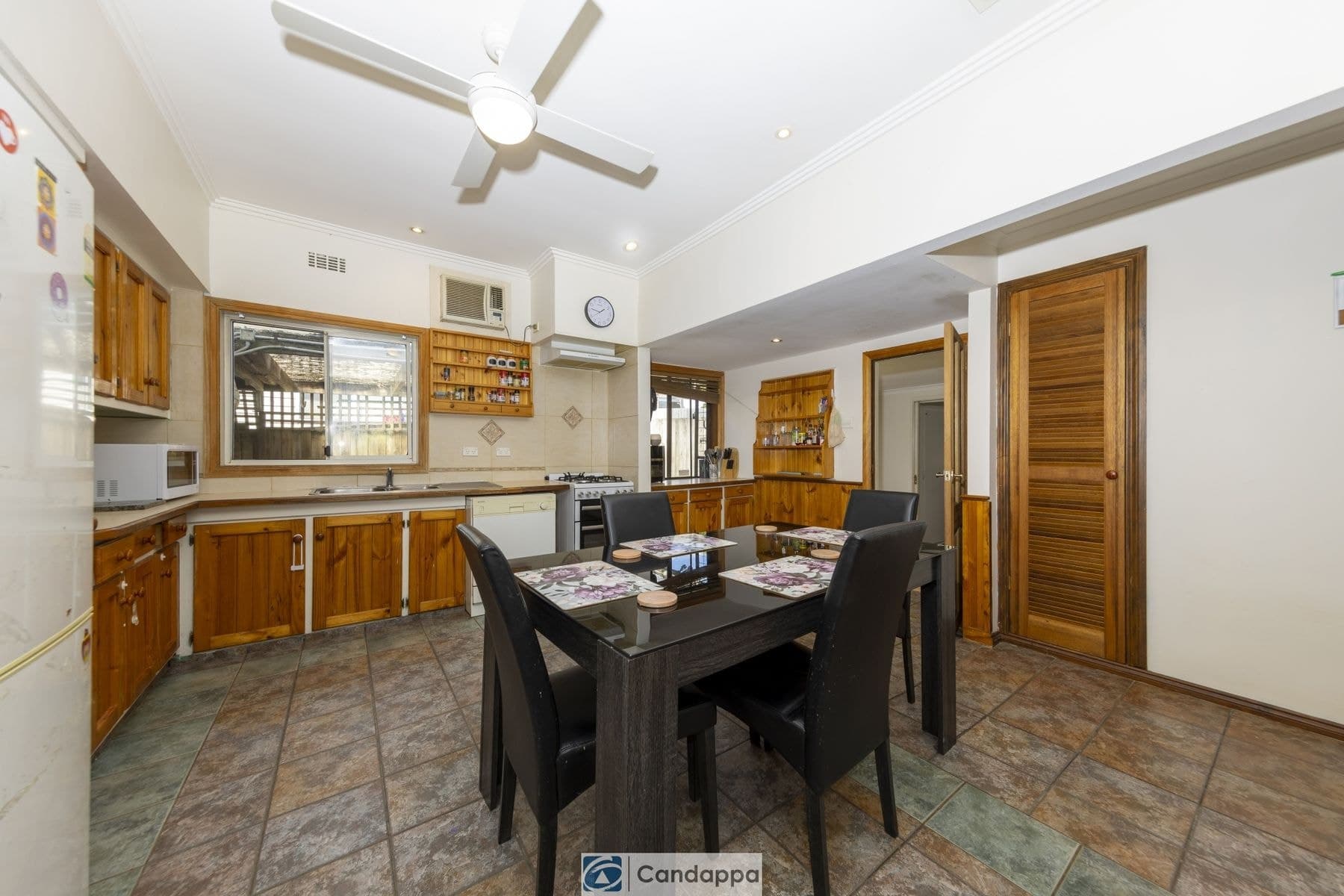 8 Pioneer Street, Warragul VIC 3820, Warragul - Thumbnail 5
