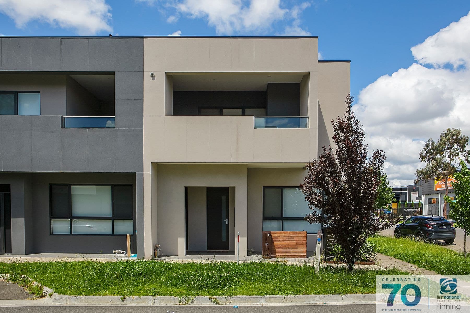 11 Polson Way, Cranbourne West VIC 3977, Cranbourne West - Thumbnail 2
