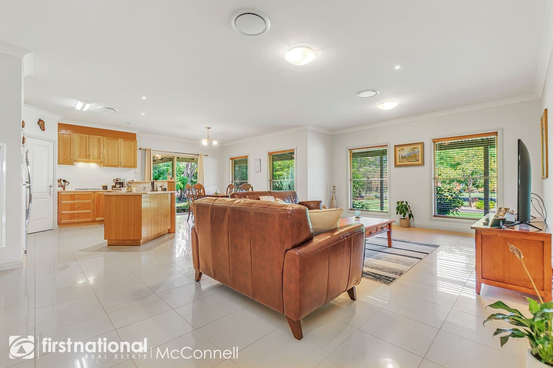 5 Gardadale Drive, Kyabram VIC 3620, Kyabram - Thumbnail 3