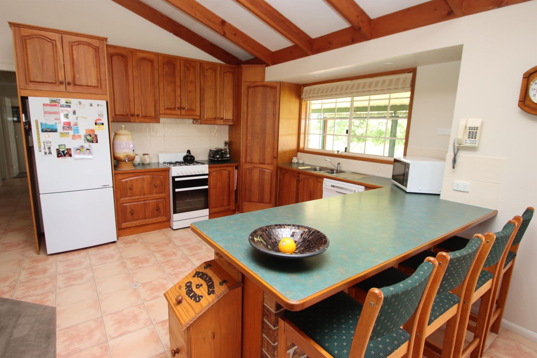 192 East Street, Tenterfield NSW 2372, Tenterfield - Thumbnail 4