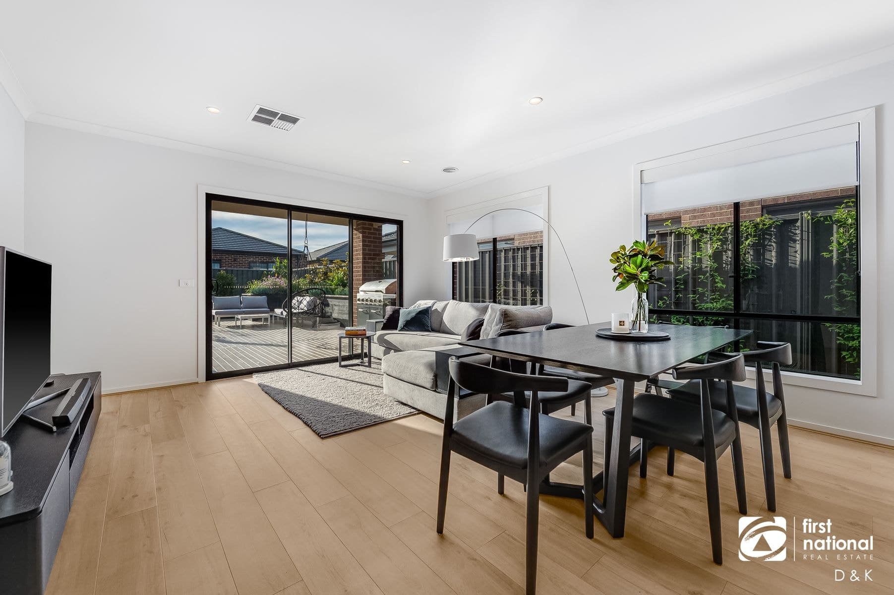 11 Nabro Street, Truganina VIC 3029, Truganina - Thumbnail 3