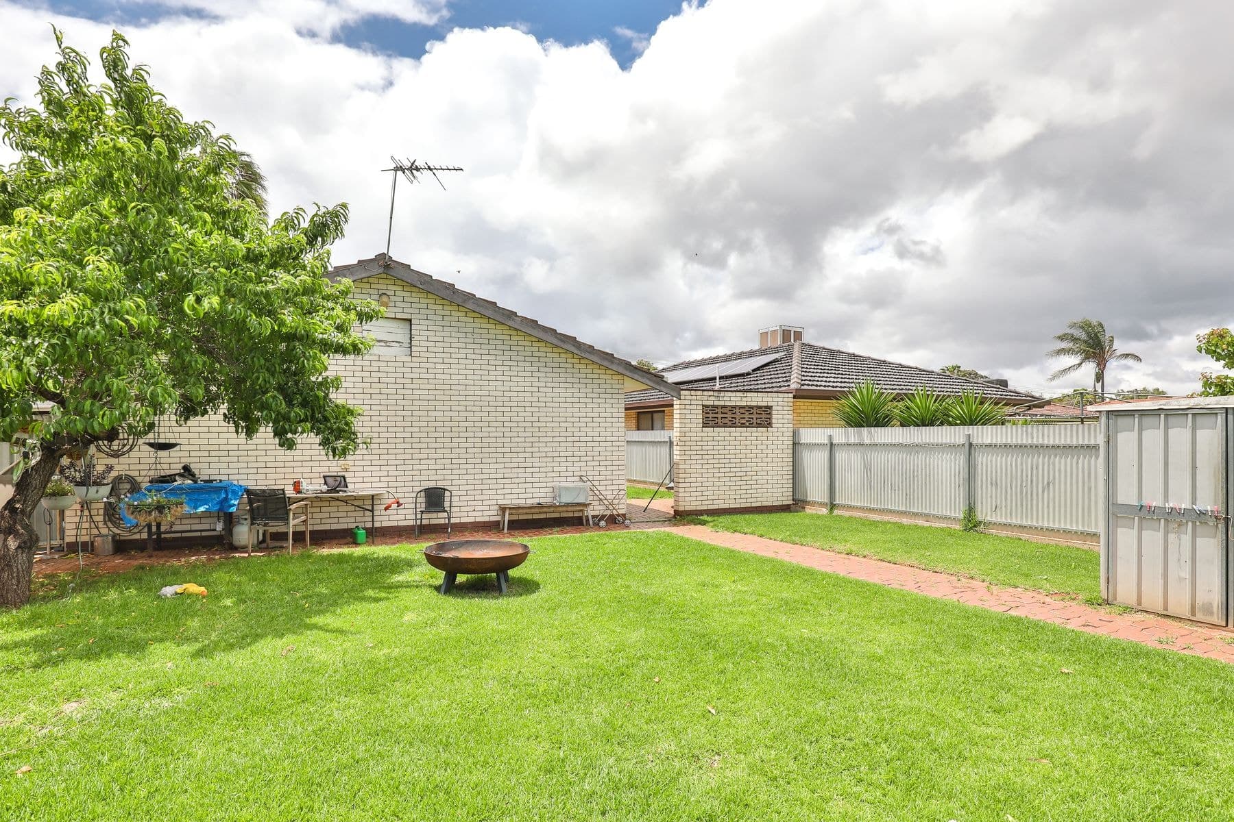 9 Euneva Drive, Mildura VIC 3500, Mildura - Thumbnail 2