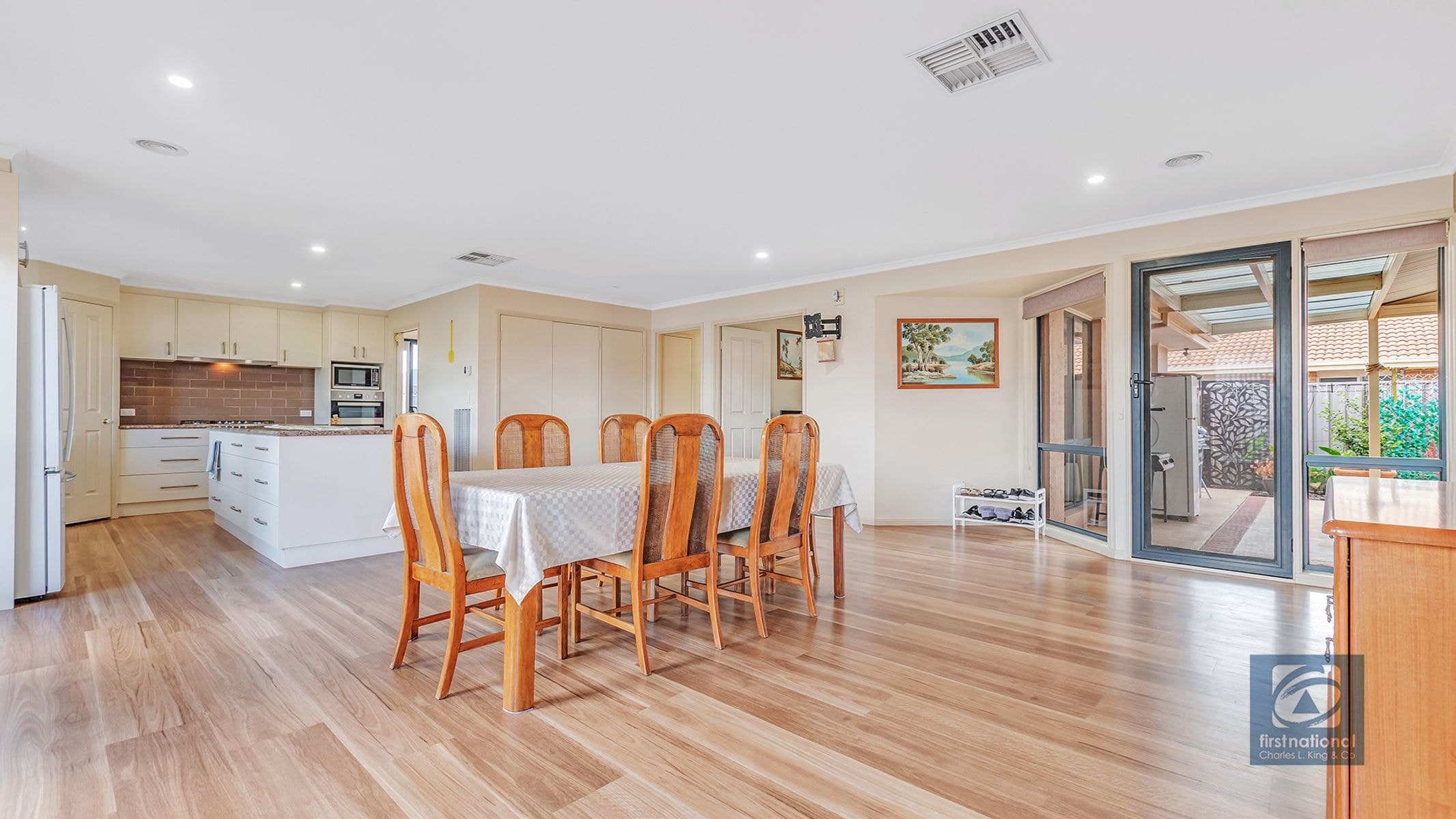 20 Genevieve Avenue, Echuca VIC 3564, Echuca - Thumbnail 4