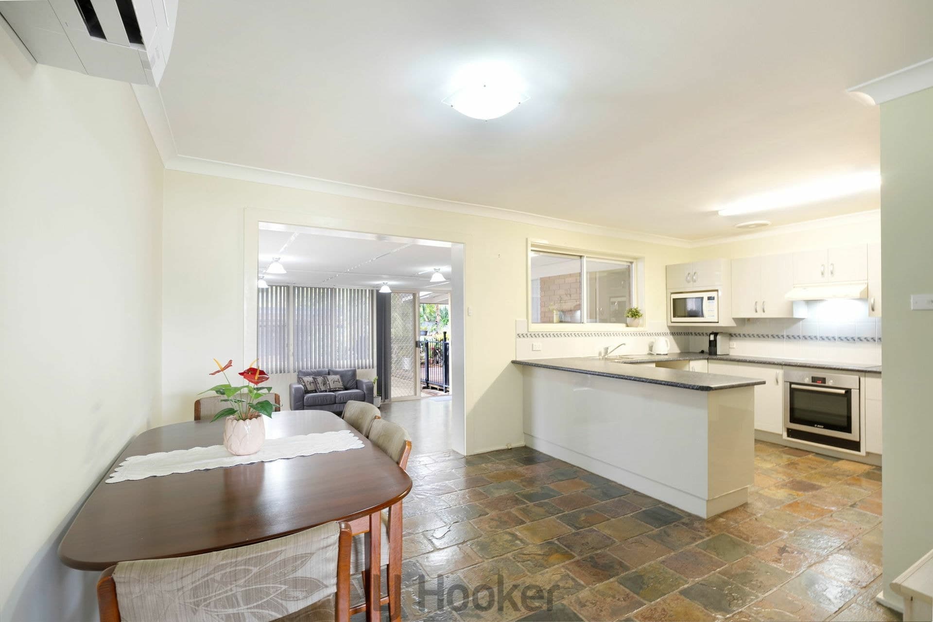 17 Carlisle Row, Fishing Point, Fishing Point - Thumbnail 6