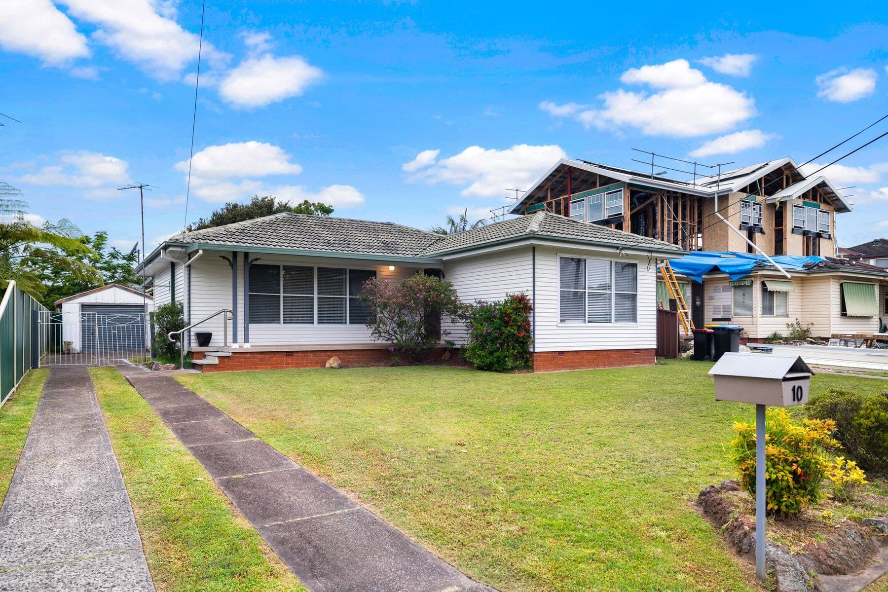 10 Armentieres Avenue, Milperra NSW 2214, Milperra - Image 1