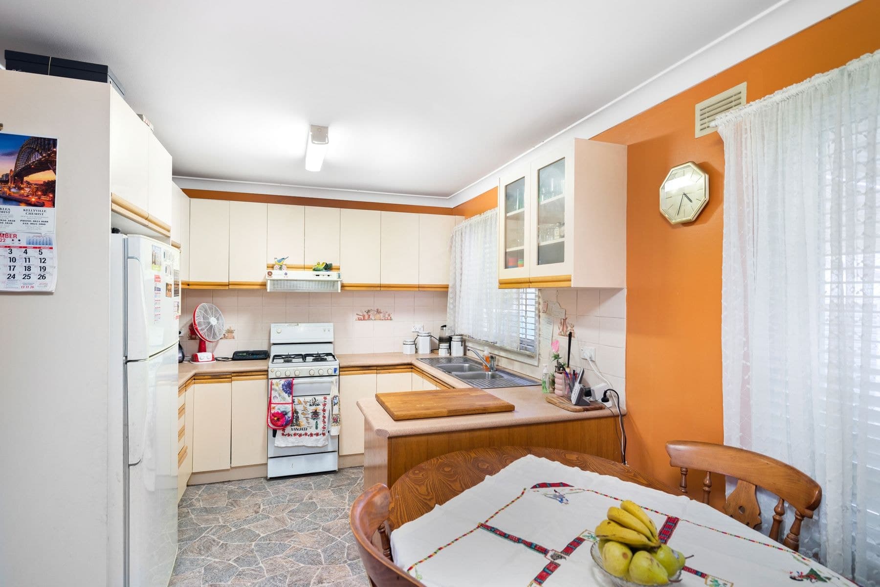 10 Armentieres Avenue, Milperra NSW 2214, Milperra - Thumbnail 4