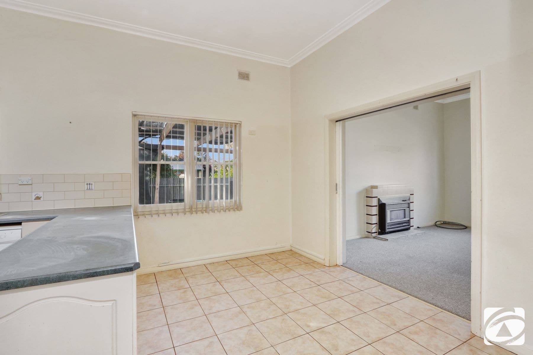 367 Zebina Street, Broken Hill NSW 2880, Broken Hill - Thumbnail 3