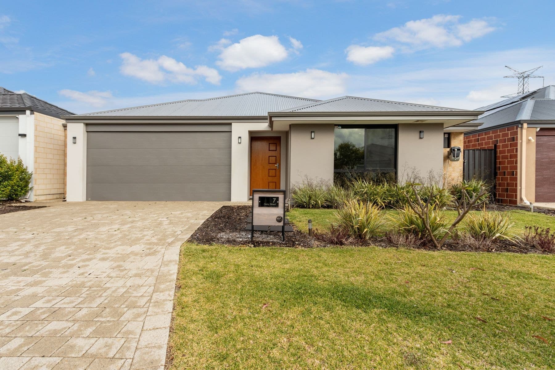 7 Daisy Street, Piara Waters WA 6112, Piara Waters - Image 1