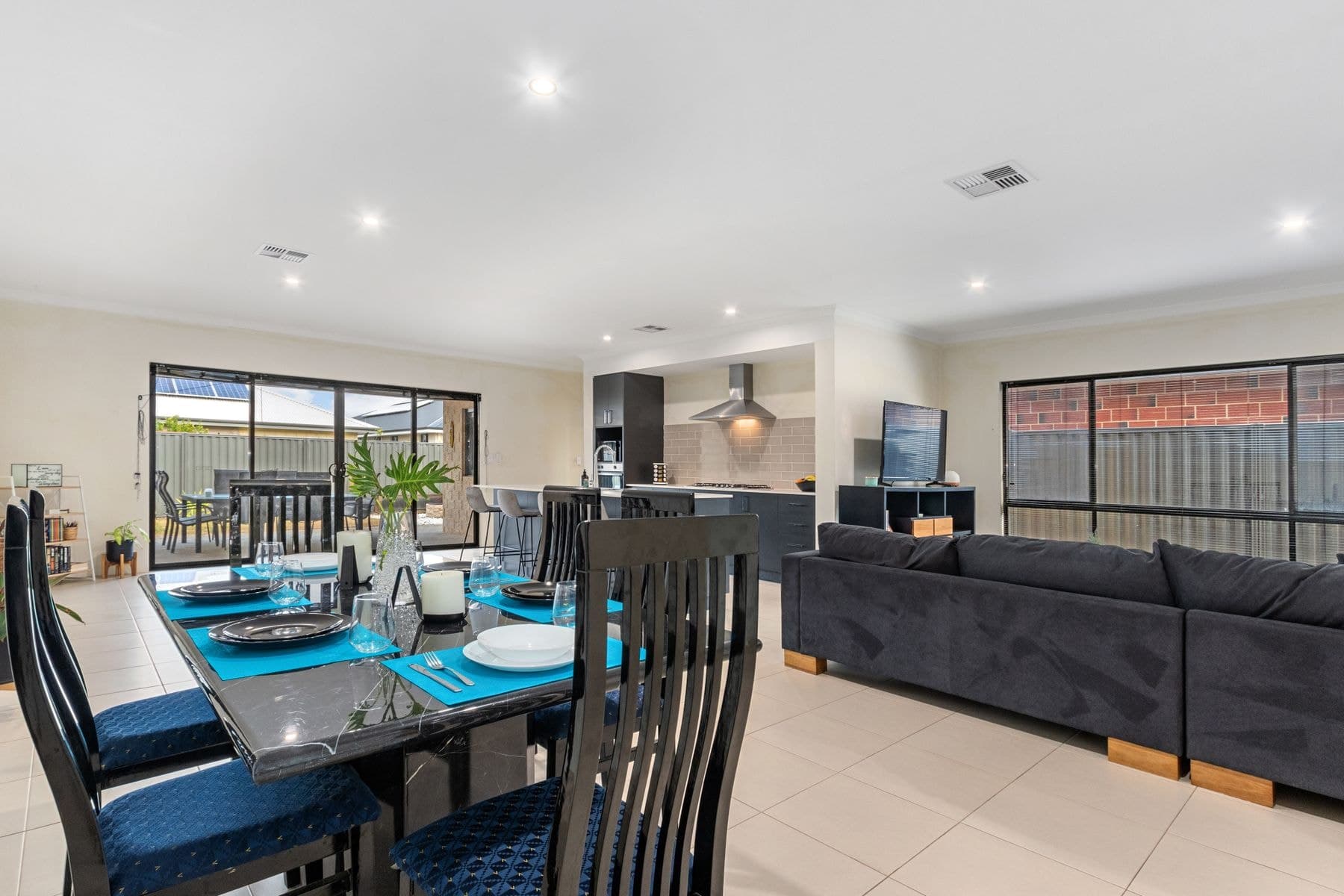 7 Daisy Street, Piara Waters WA 6112, Piara Waters - Thumbnail 4