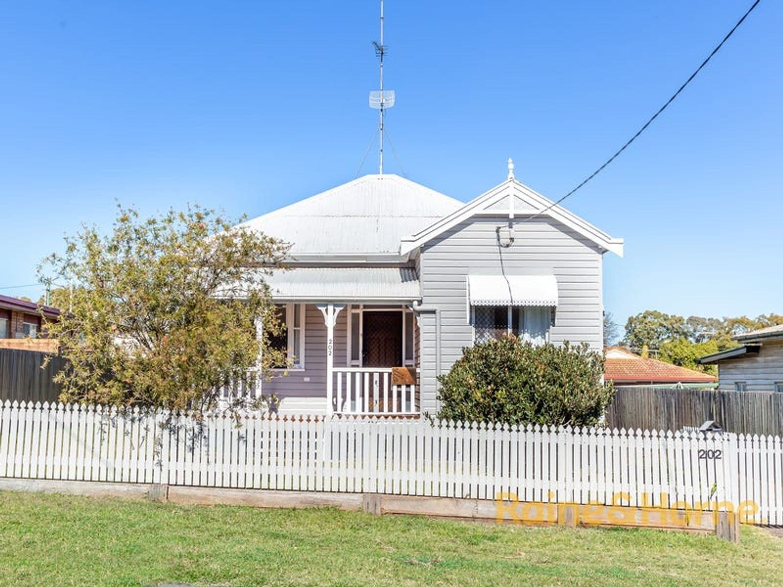 202 Long Street, South Toowoomba QLD 4350, South Toowoomba - Image 1