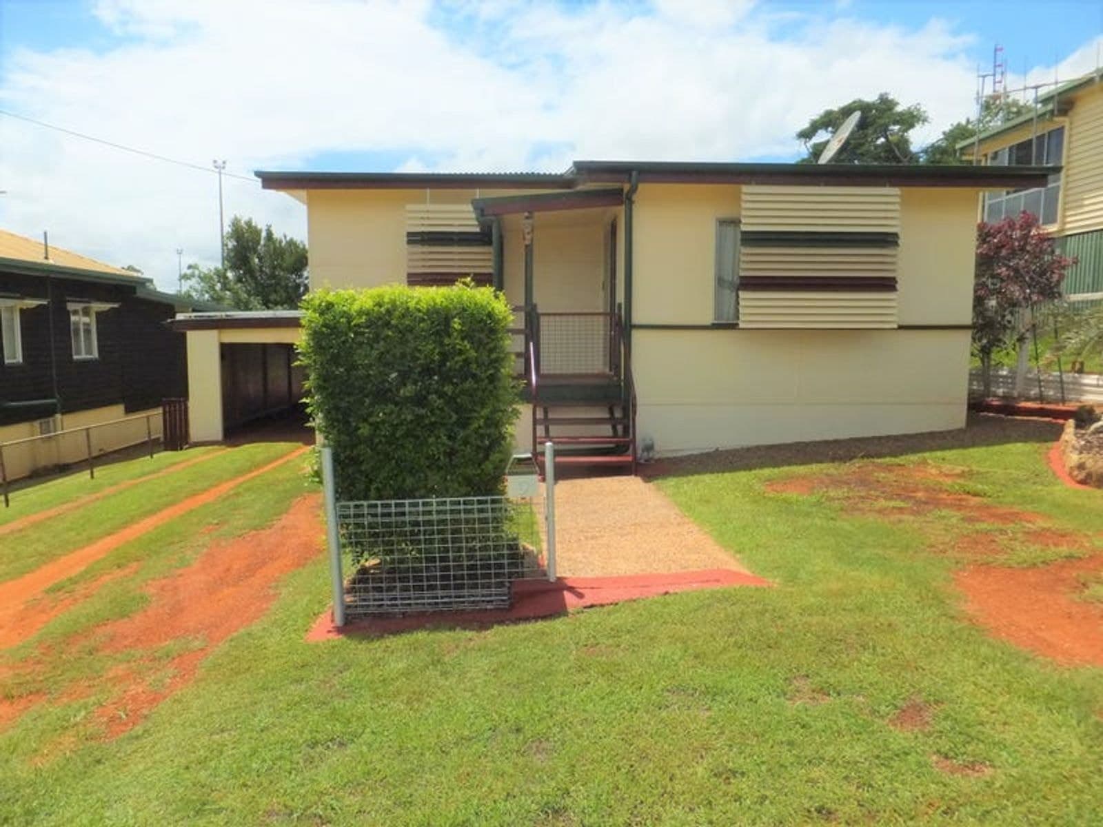 9 MURRAY STREET, Childers QLD 4660, Childers - Image 1