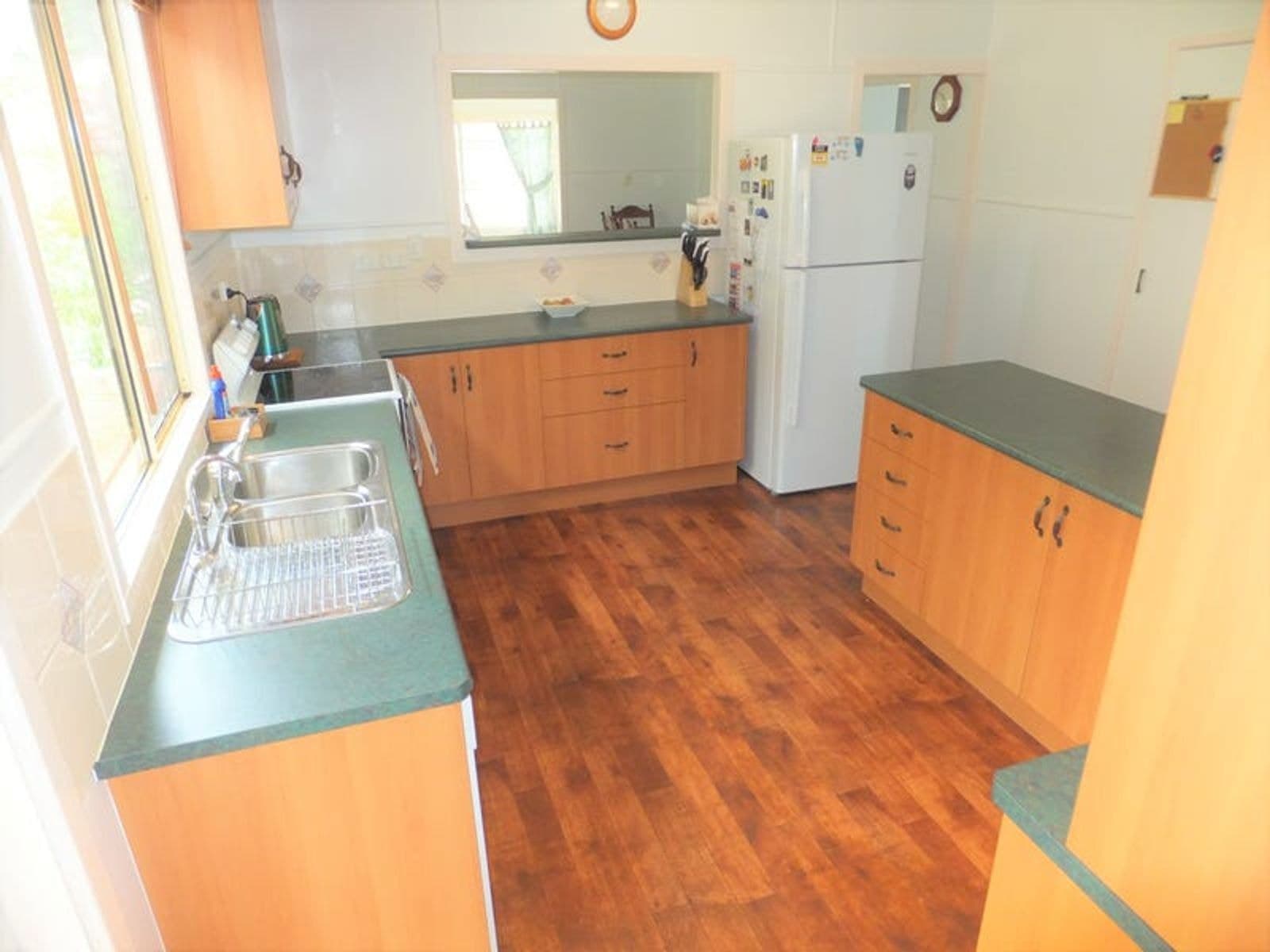 9 MURRAY STREET, Childers QLD 4660, Childers - Thumbnail 2