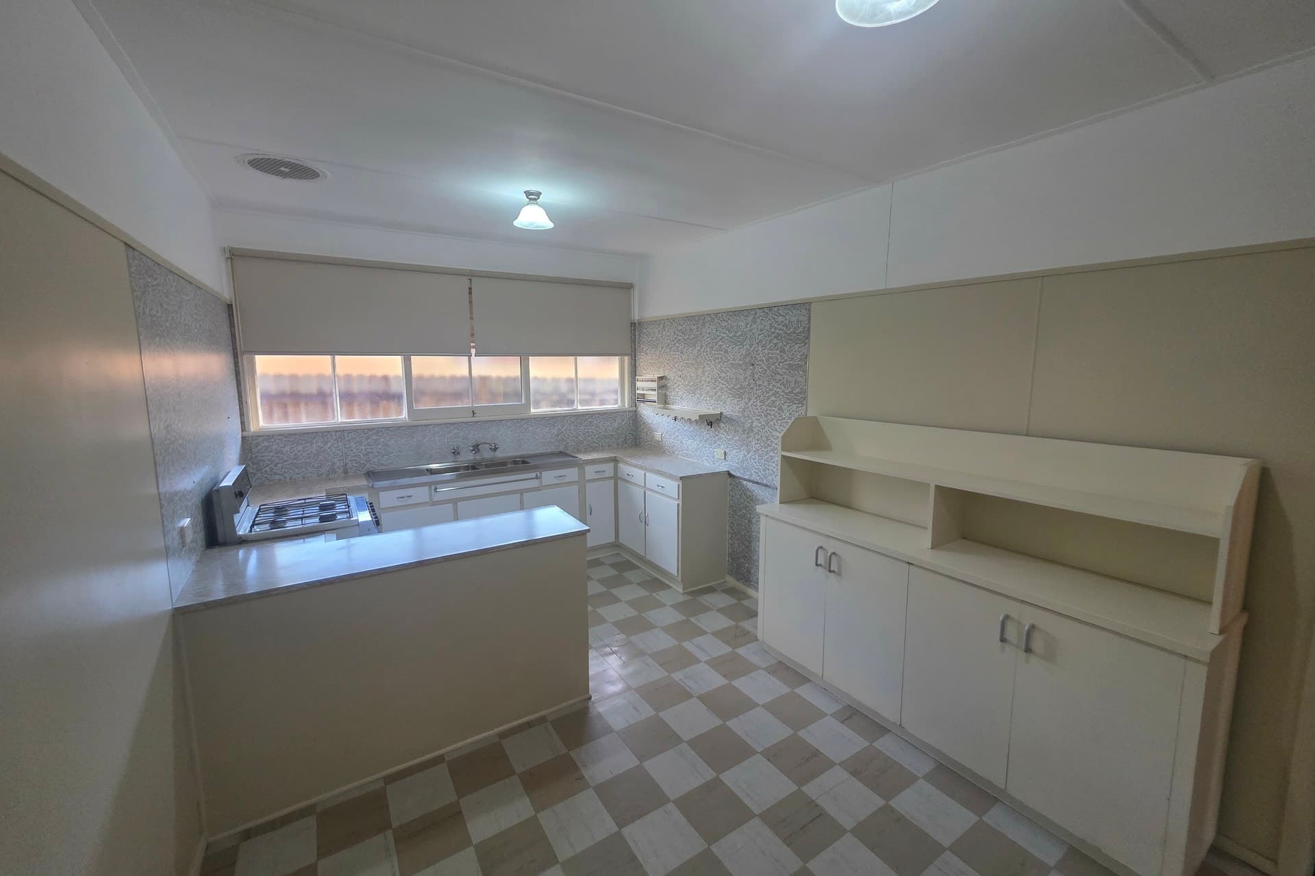 24 Railway Terrace, Granville, Granville - Thumbnail 4