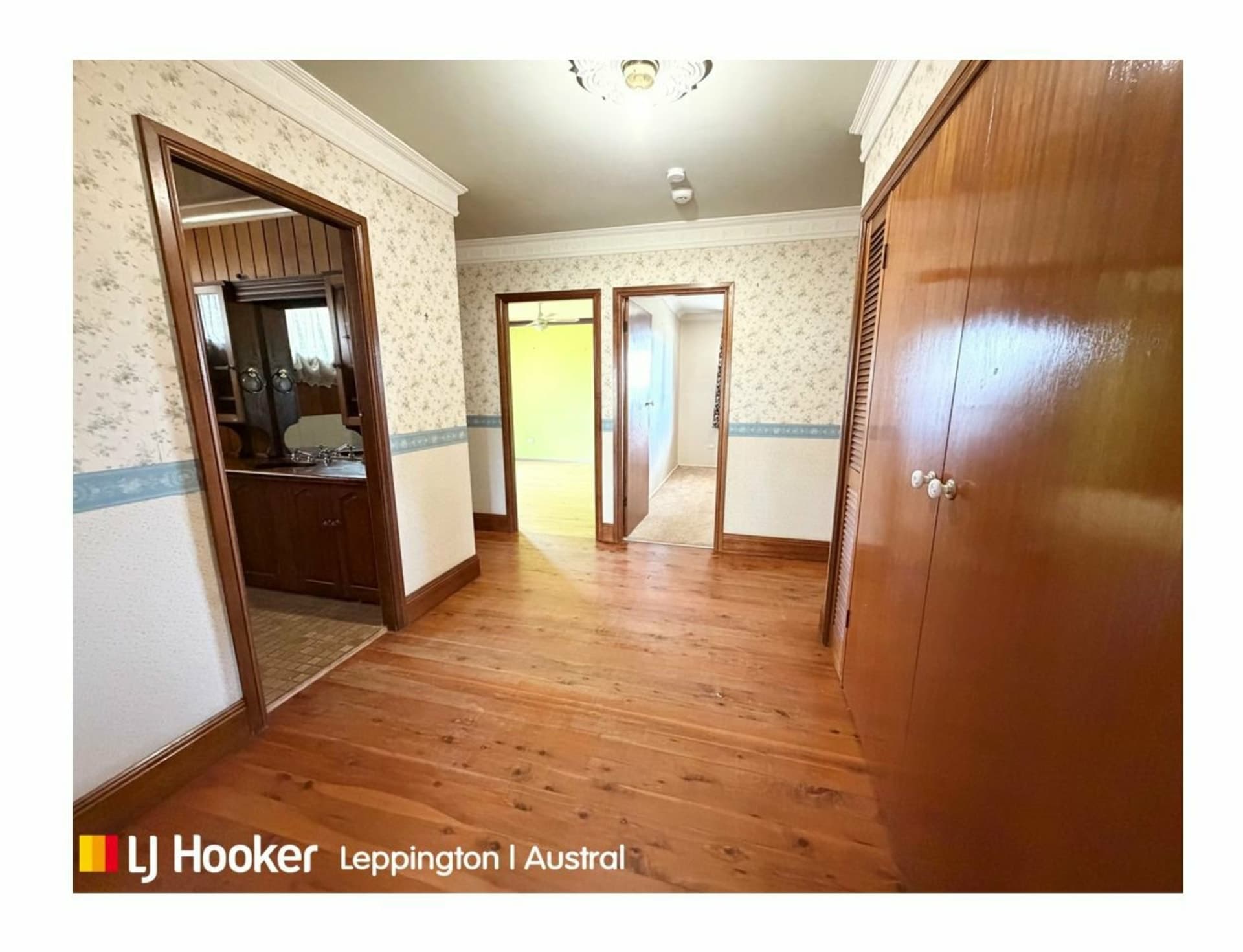 365 Greendale Road, Greendale, Greendale - Image 1