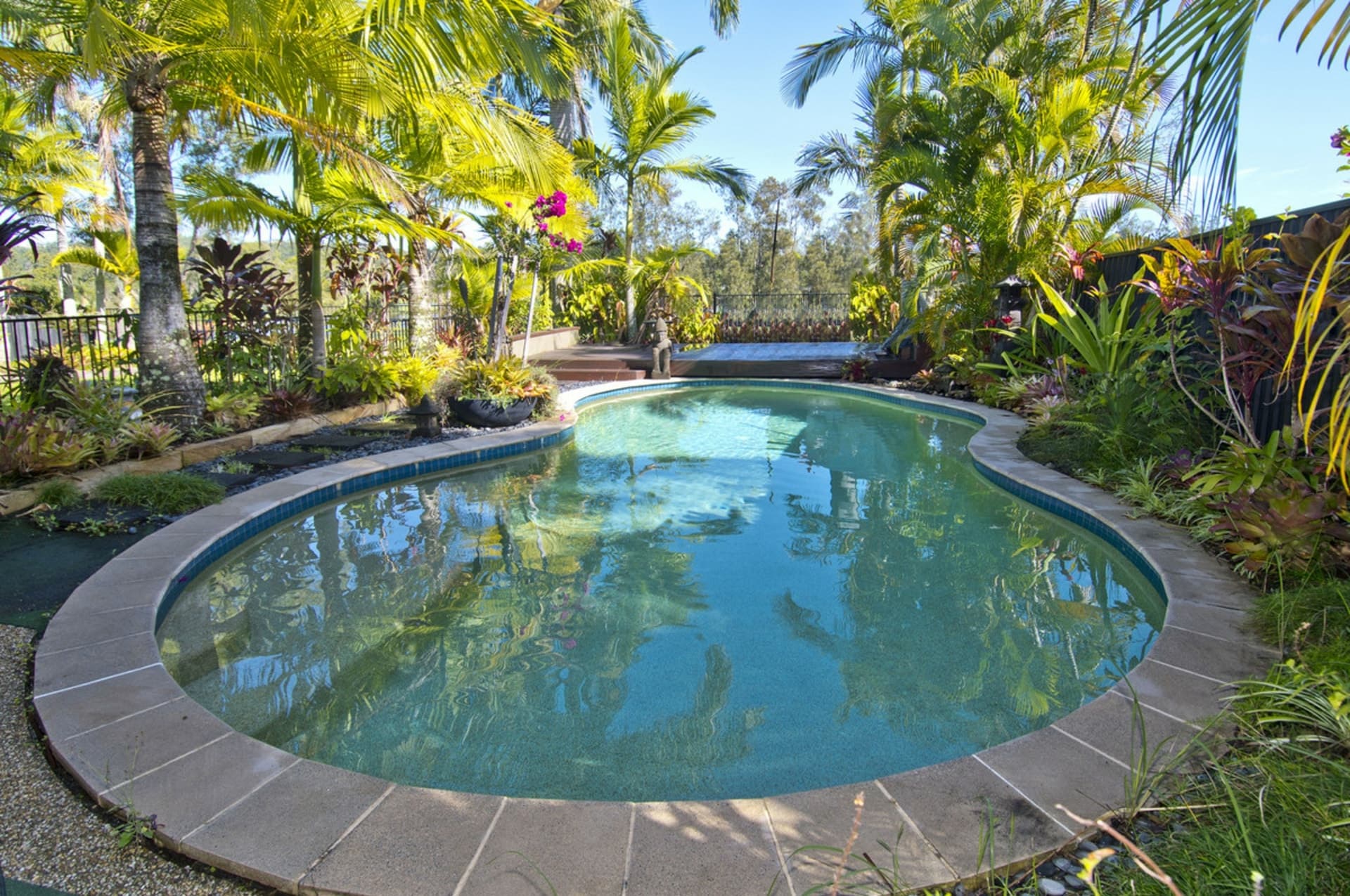 25 Edgeworth Place, Helensvale, Helensvale - Thumbnail 2