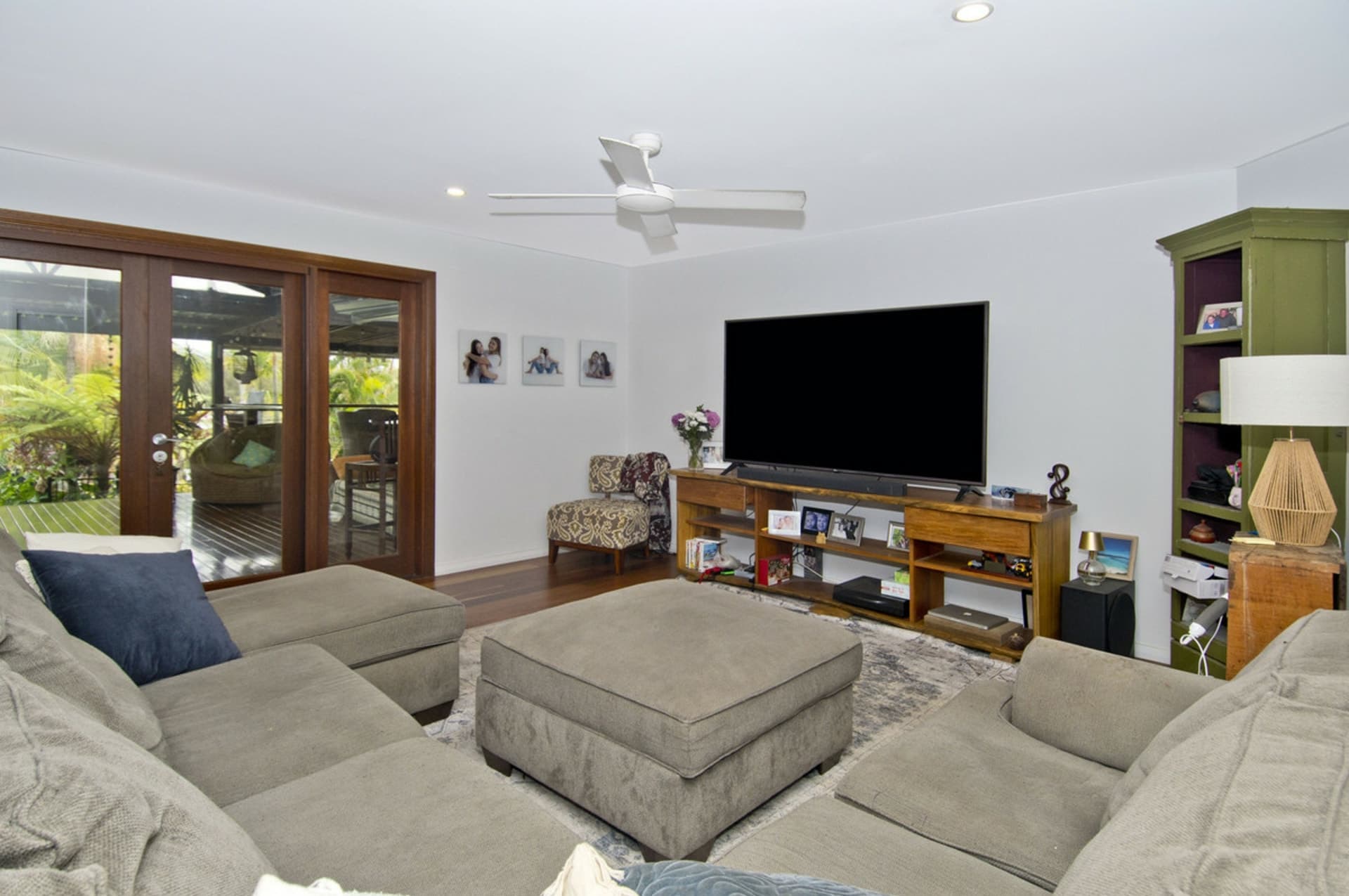 25 Edgeworth Place, Helensvale, Helensvale - Thumbnail 5