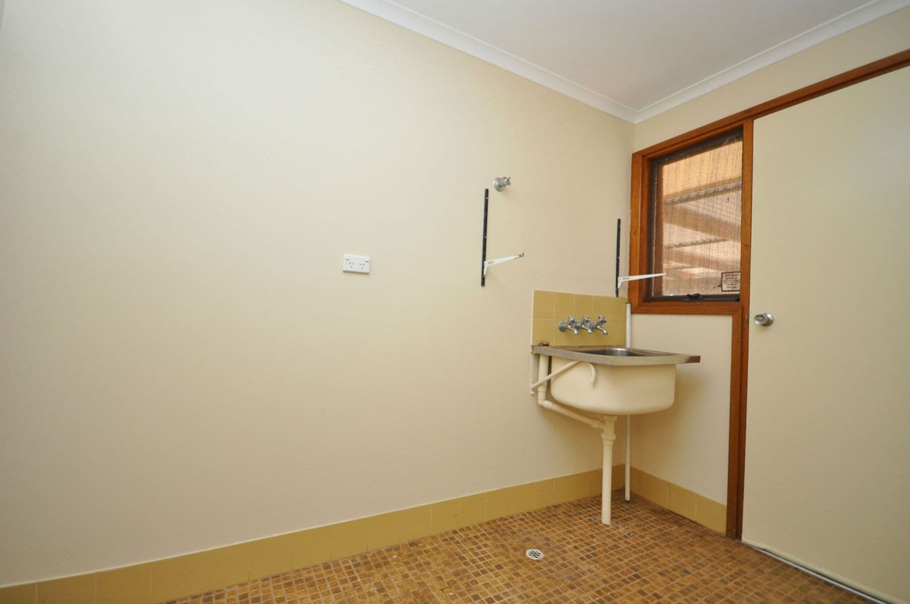 30 Butler Crescent, Port Augusta West SA 5700, Port Augusta West - Thumbnail 6