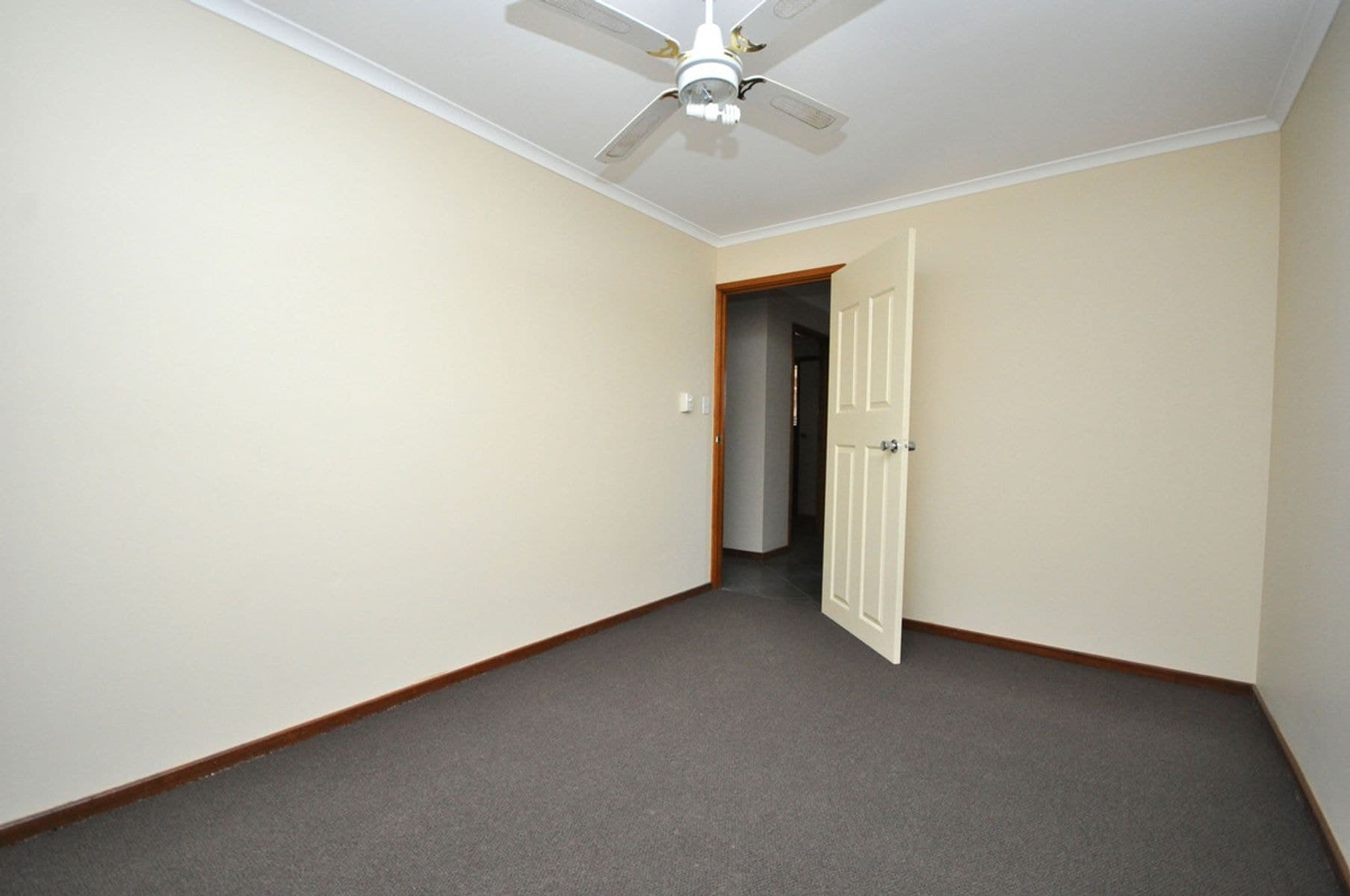 30 Butler Crescent, Port Augusta West SA 5700, Port Augusta West - Thumbnail 7