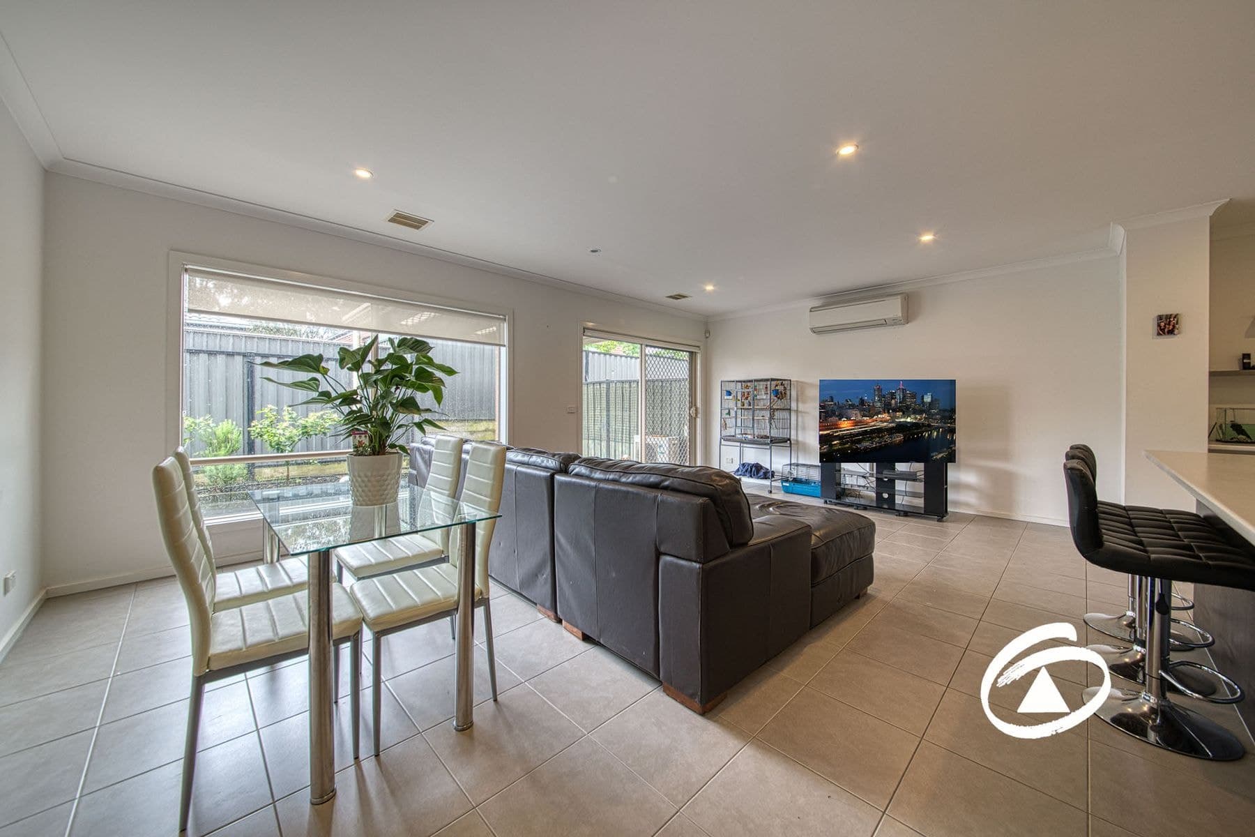 7/23 Atlantic Drive, Pakenham VIC 3810, Pakenham - Thumbnail 3