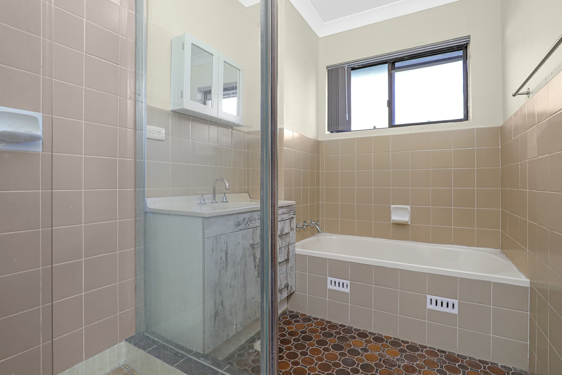 11/46-48 Peterborough Avenue, Lake Illawarra, Lake Illawarra - Thumbnail 3