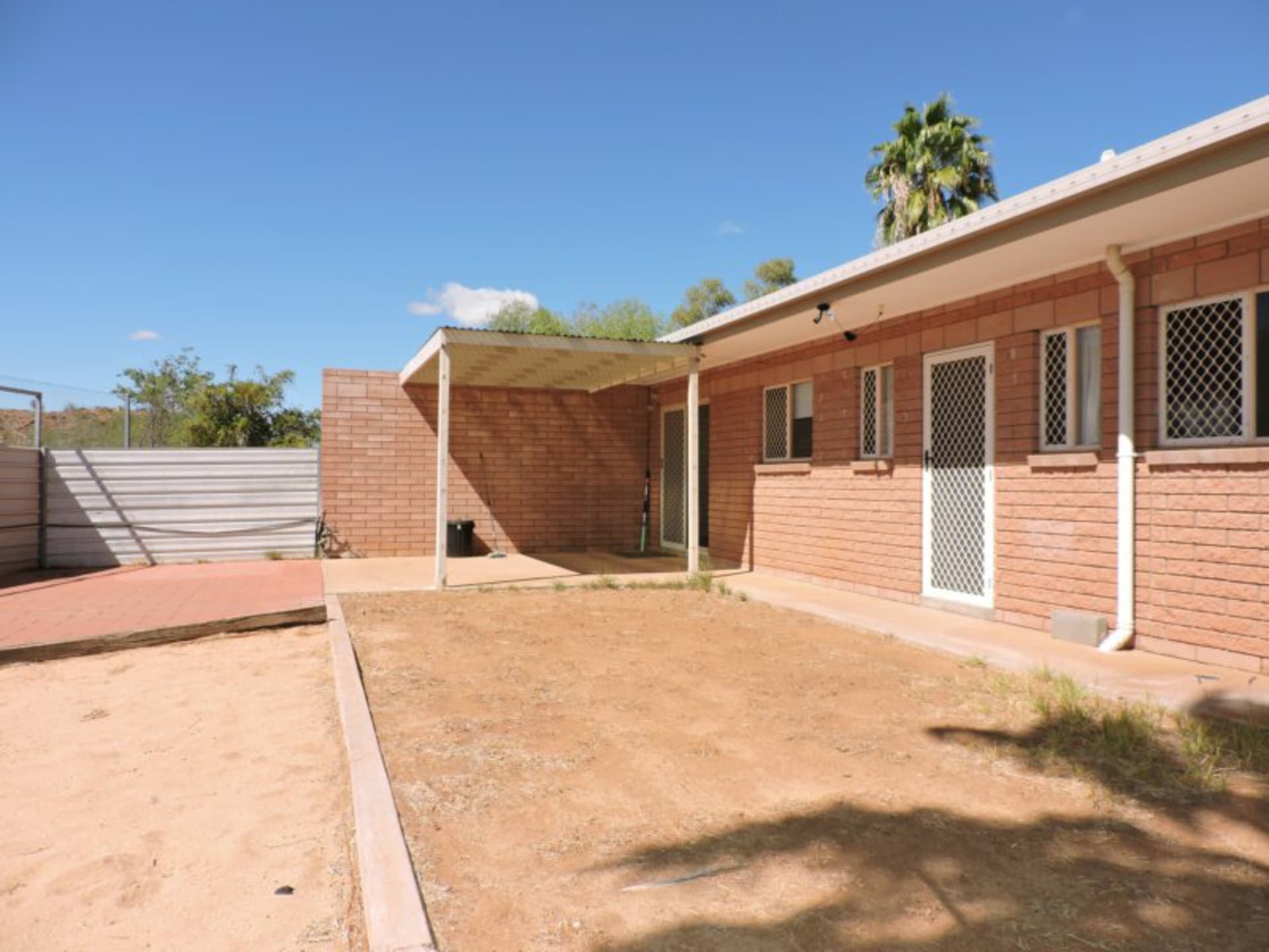 1/4 Baker Court, Larapinta, Larapinta - Thumbnail 2