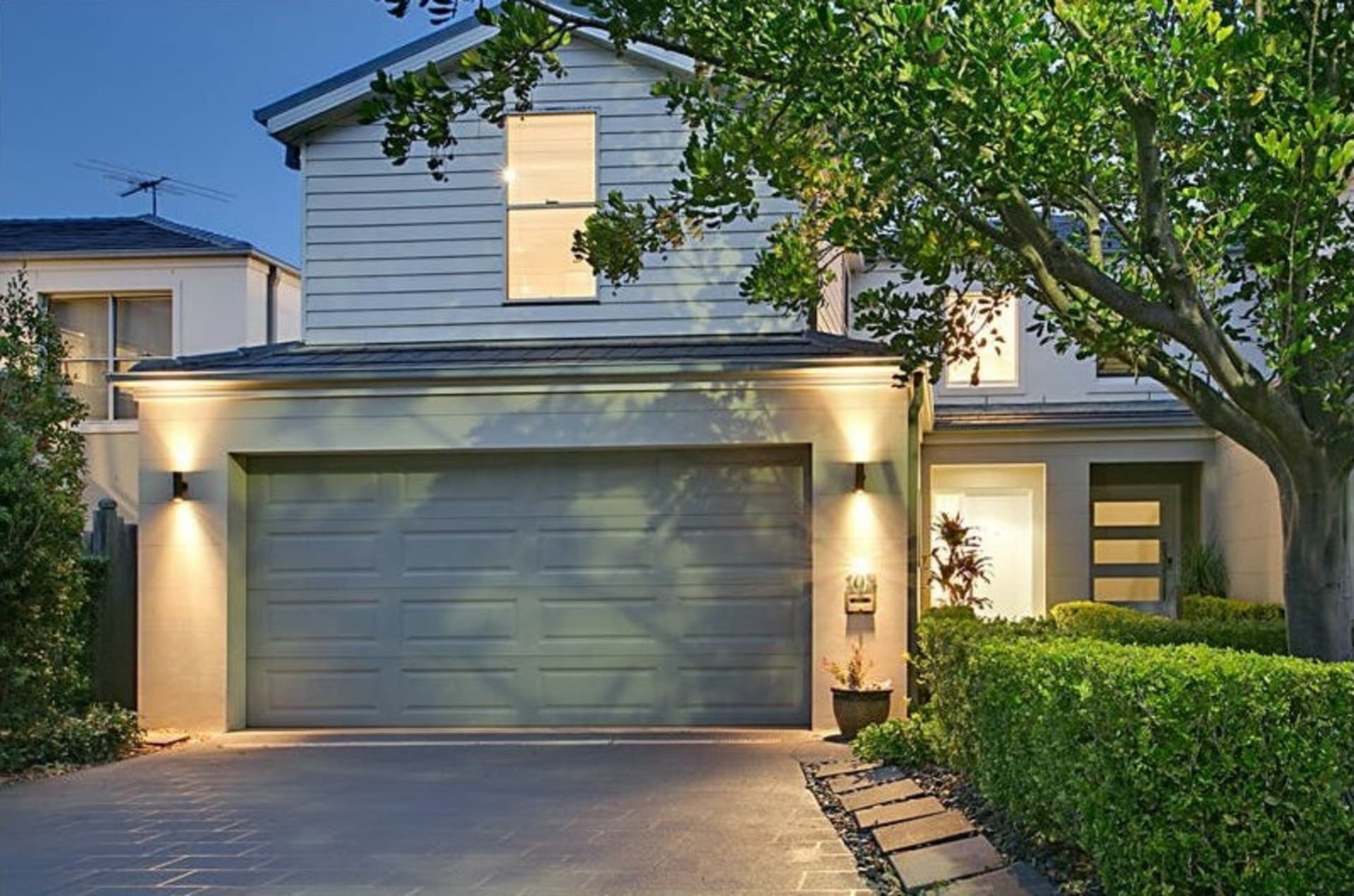 102 Governors Way, Macquarie Links, Macquarie Links - Thumbnail 2