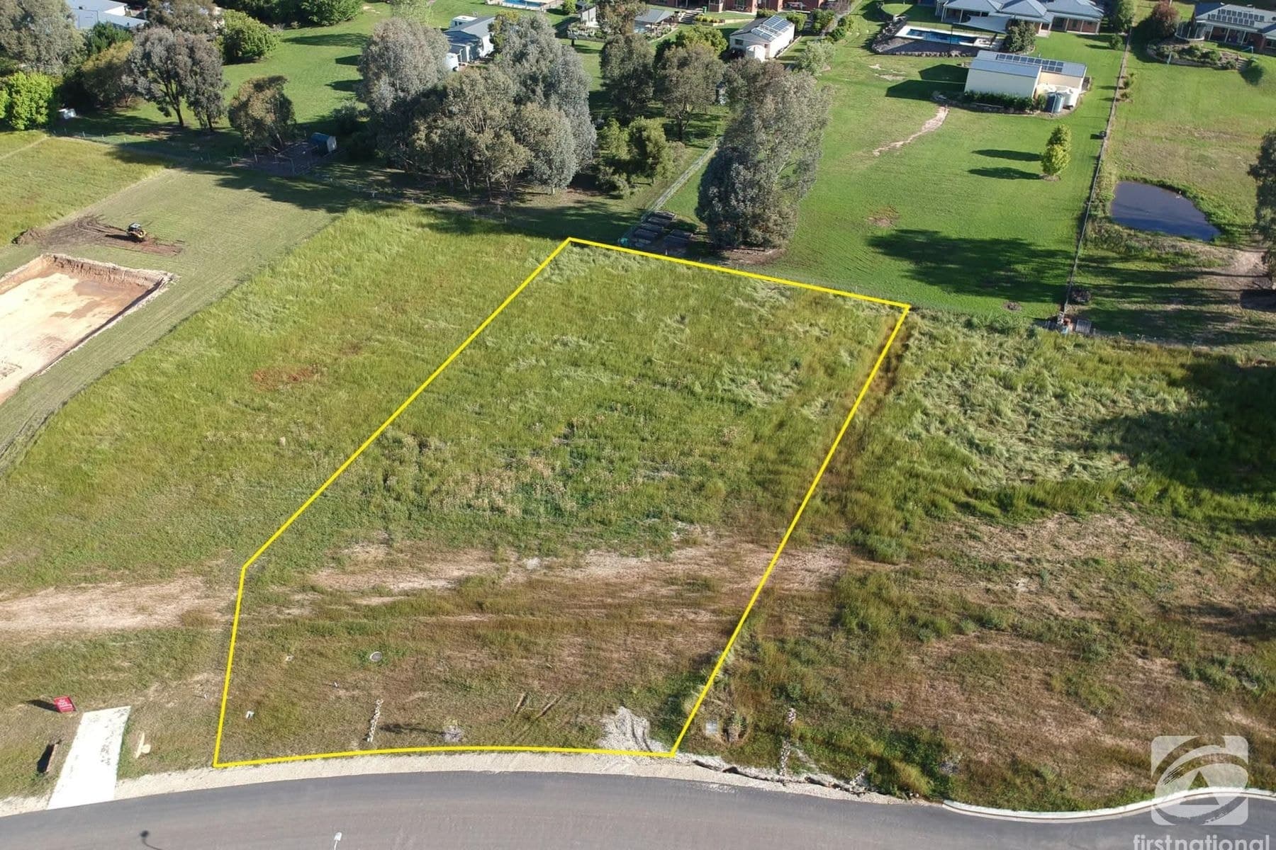 12 Eagleton Place, West Wodonga VIC 3690, West Wodonga - Thumbnail 2