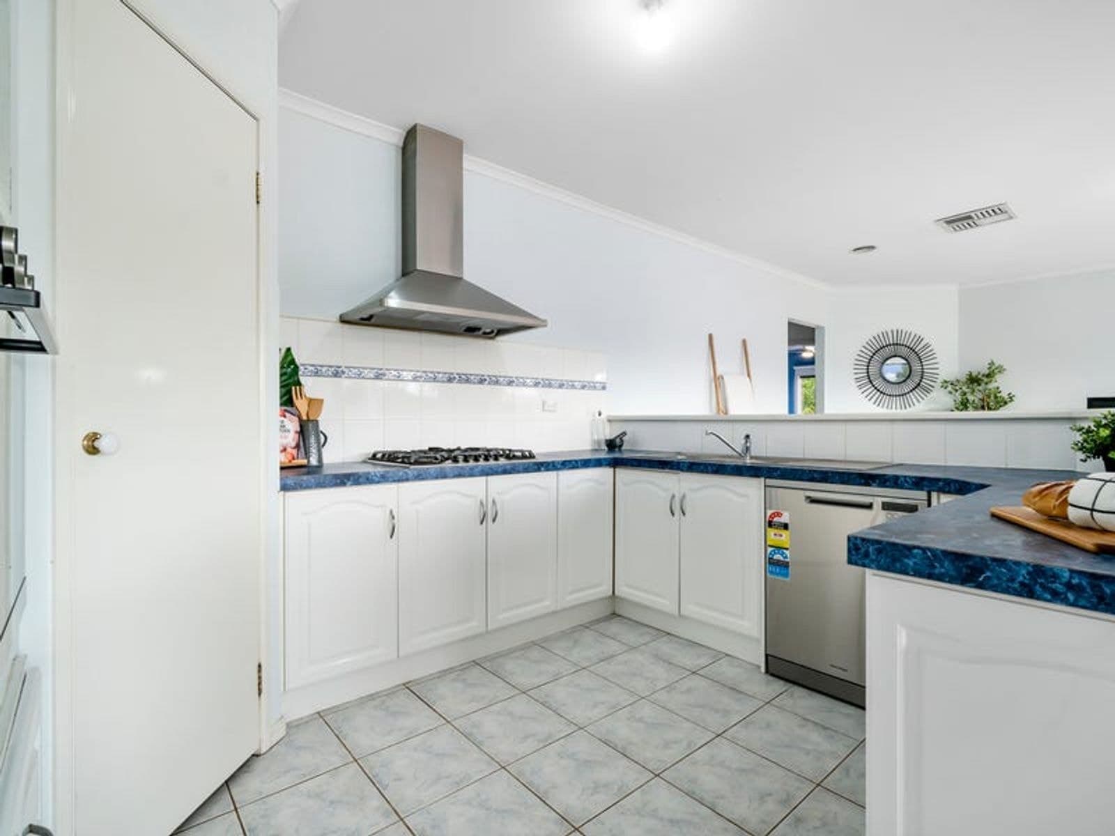 24 Cairns Drive, Darley VIC 3340, Darley - Thumbnail 6