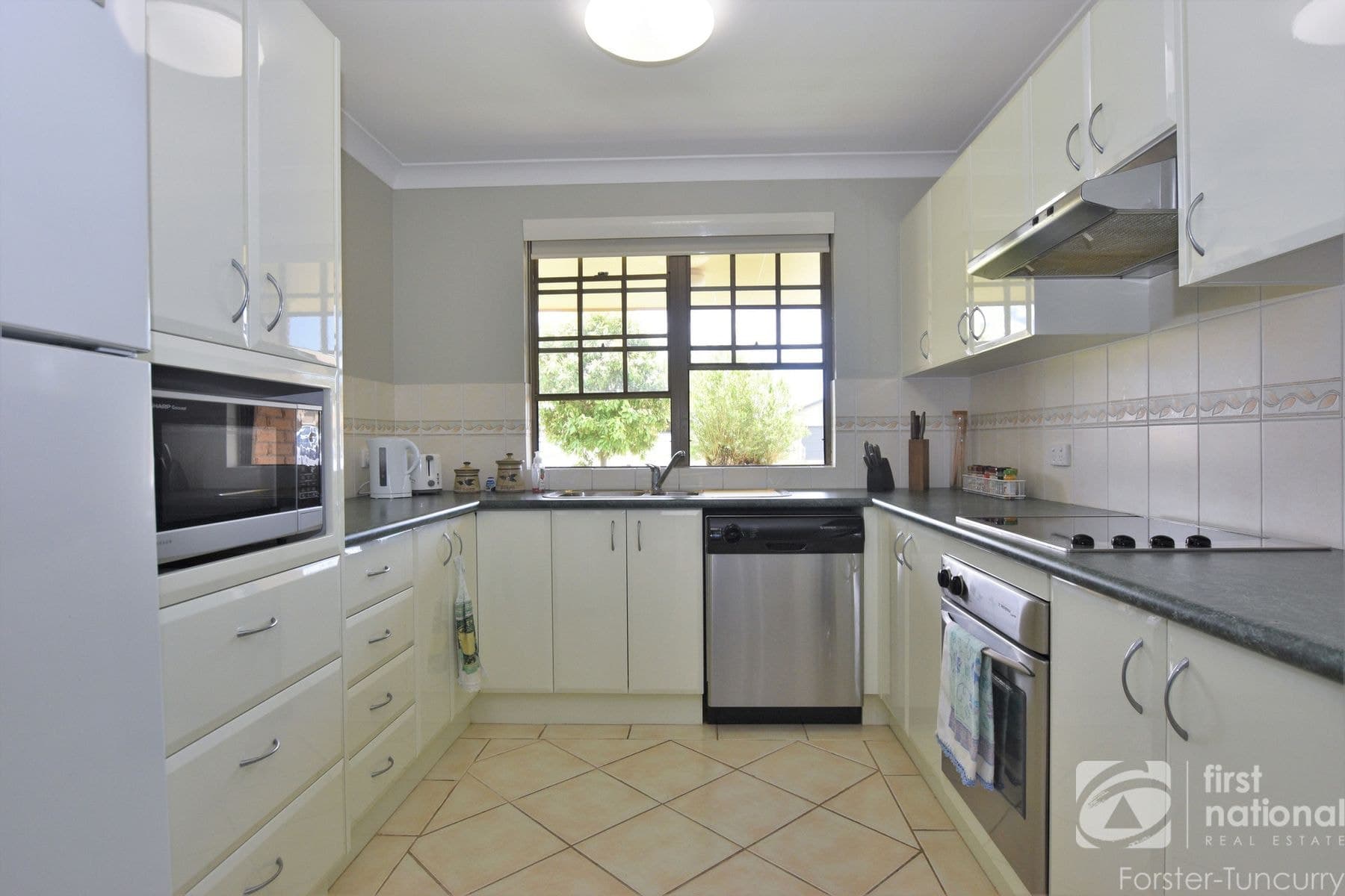 4/12a Wallis Street, Tuncurry NSW 2428, Tuncurry - Thumbnail 6