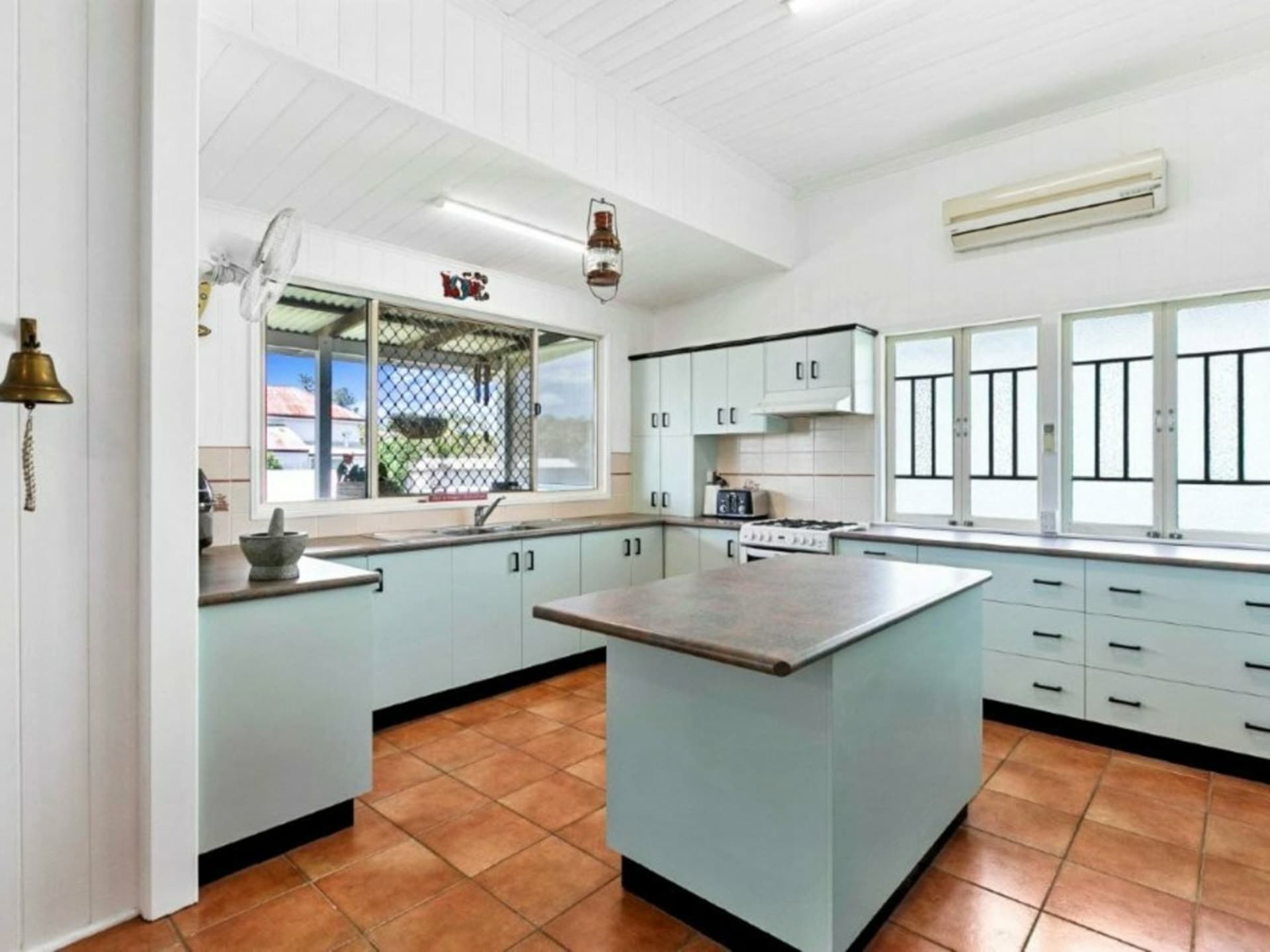53 Walker Street, Maryborough, Maryborough - Thumbnail 2