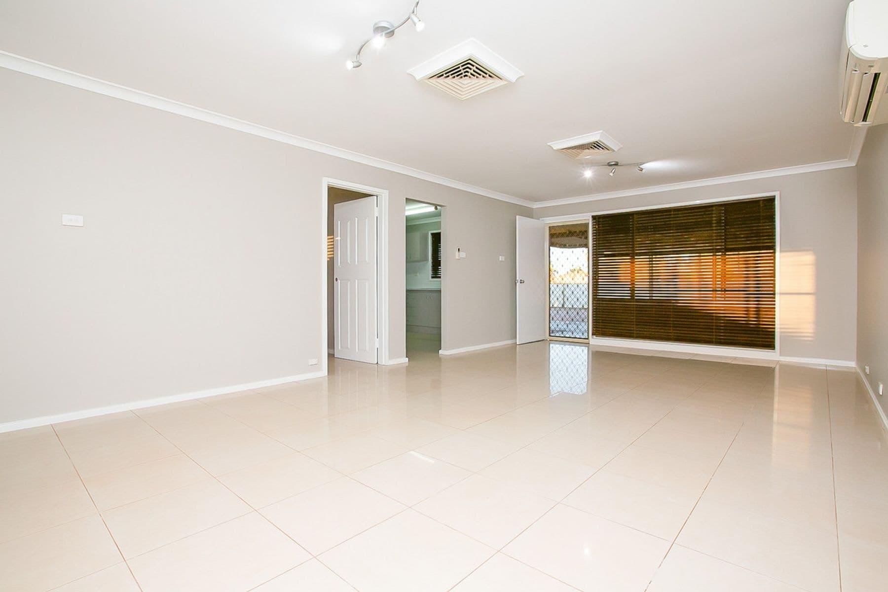 71 Limpet Crescent, South Hedland WA 6722, South Hedland - Thumbnail 5