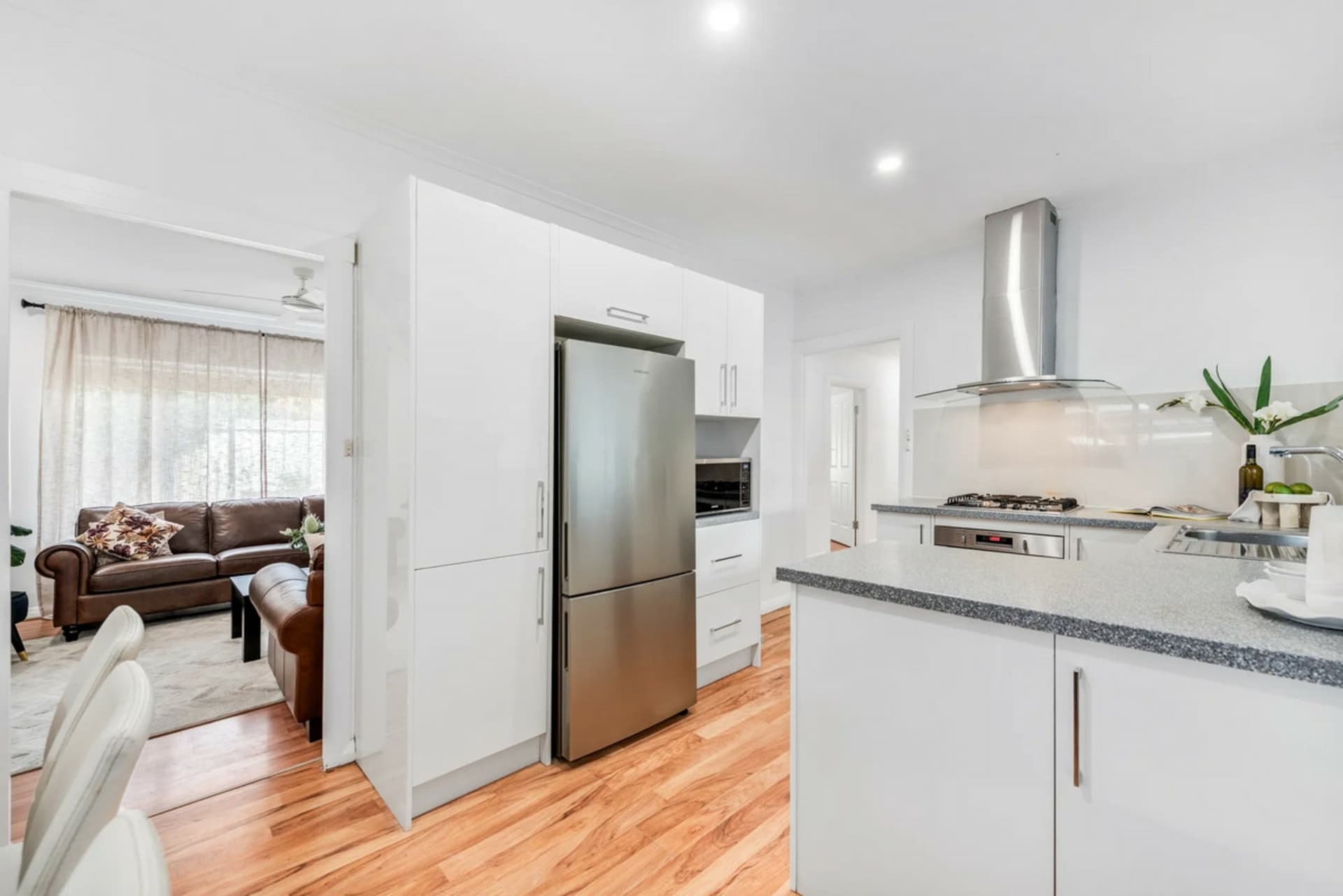 3 Stirling Drive, Morphett Vale, Morphett Vale - Thumbnail 6