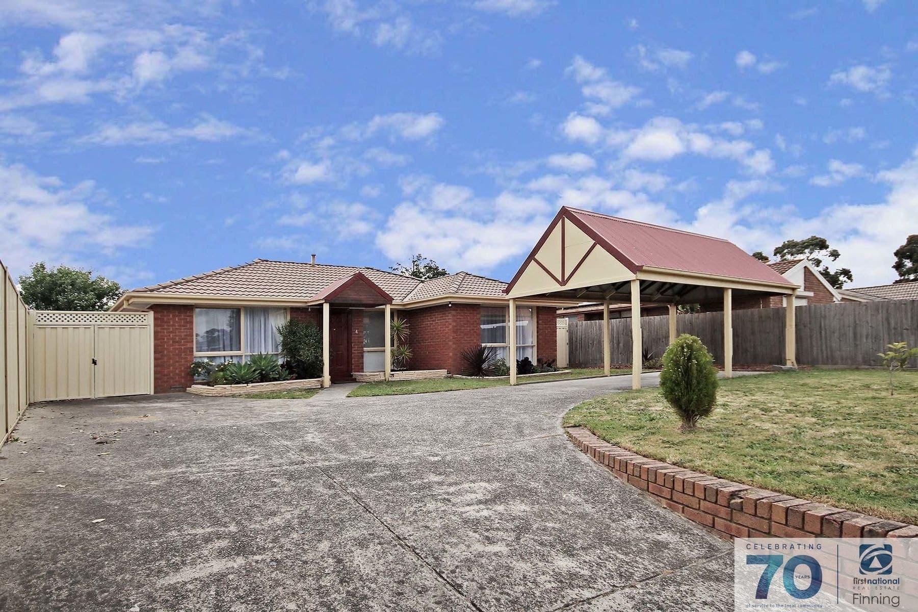 4 Hoysted Avenue, Cranbourne North VIC 3977, Cranbourne North - Image 1