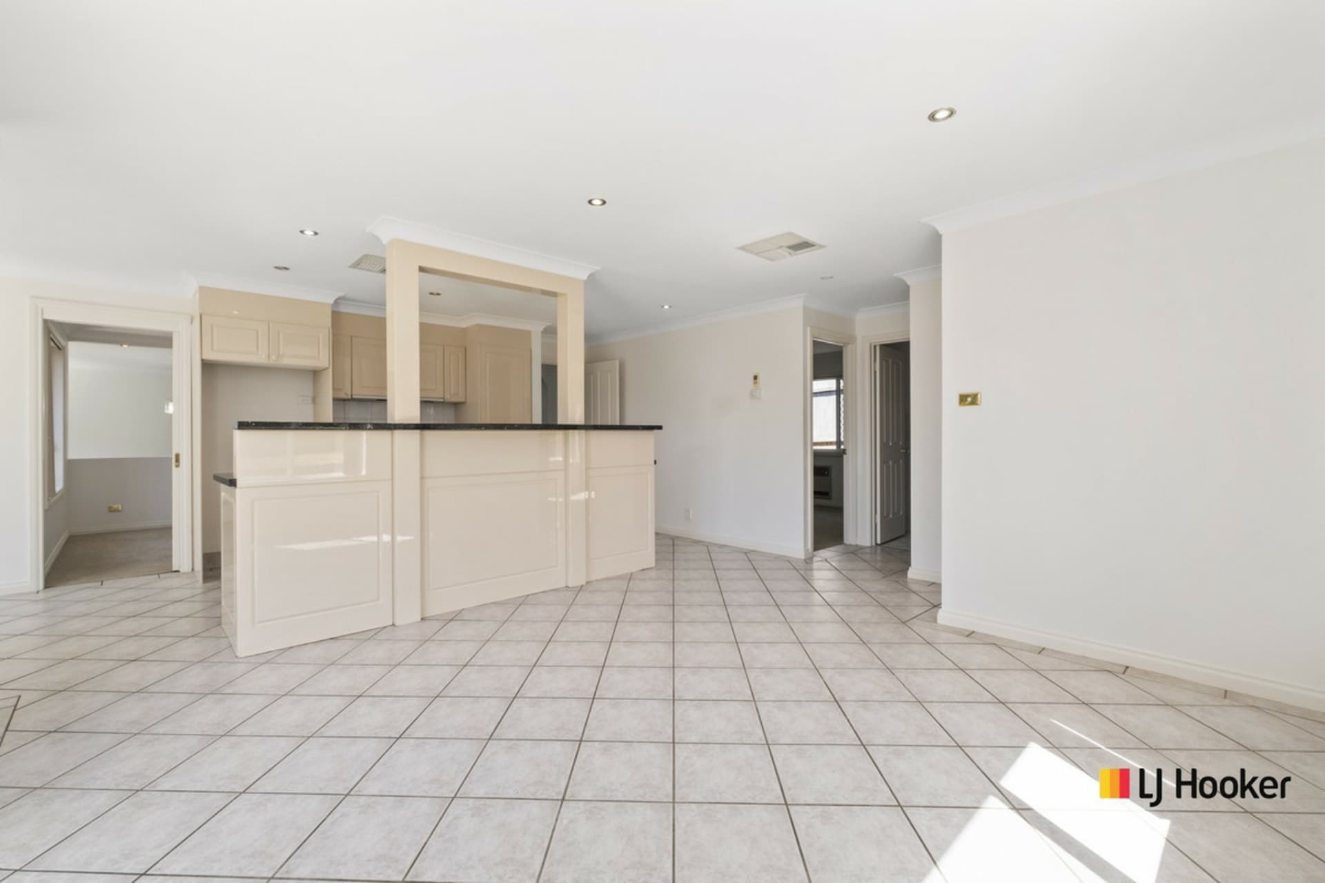 44 Lexcen Avenue, Nicholls, Nicholls - Thumbnail 4