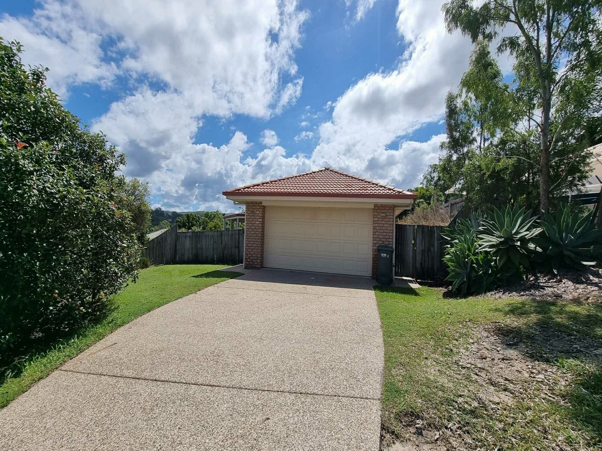 6 Fradgley Court, Ormeau, Ormeau - Thumbnail 2
