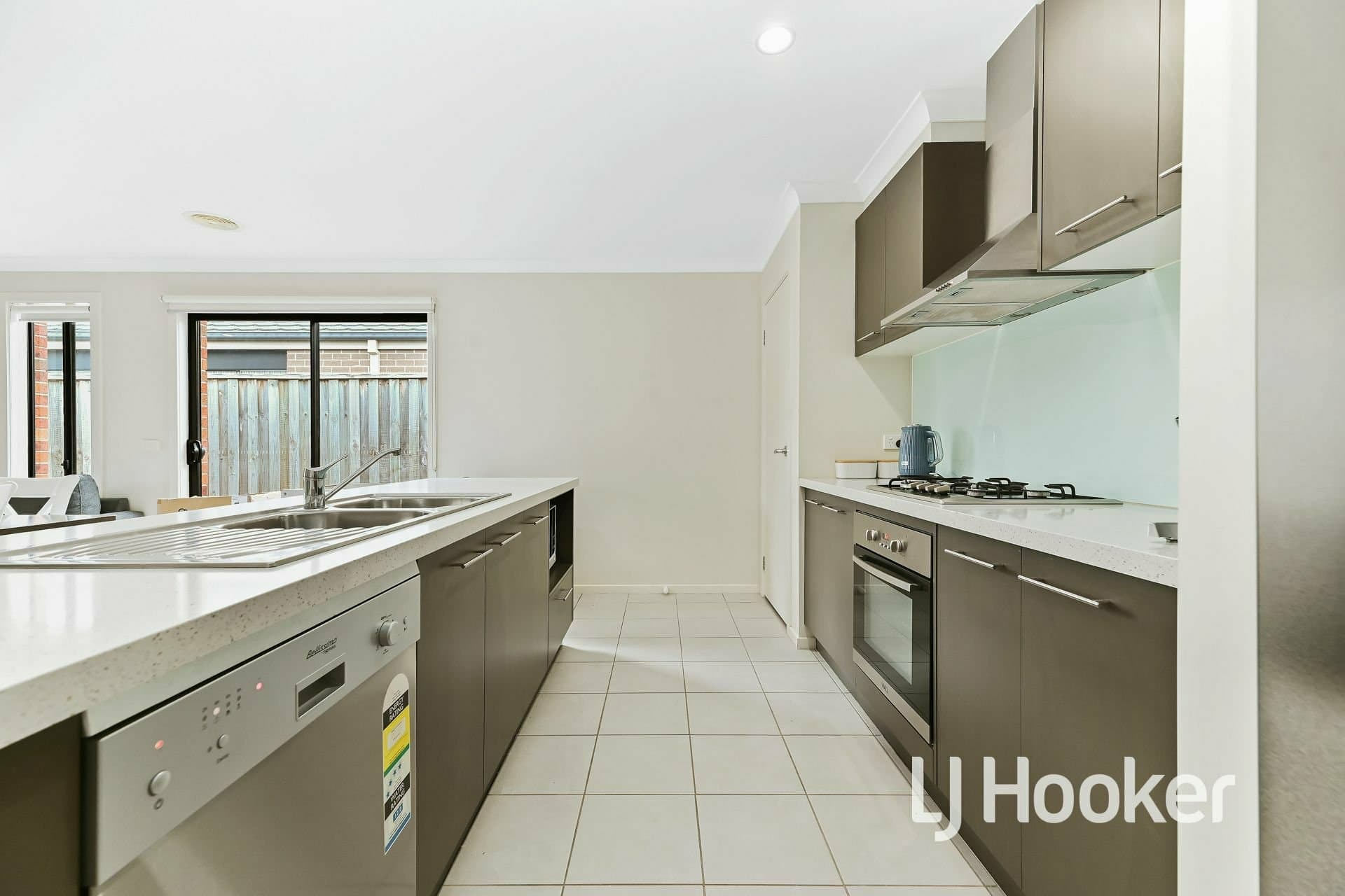 103 Henry Road, Pakenham, Pakenham - Thumbnail 3