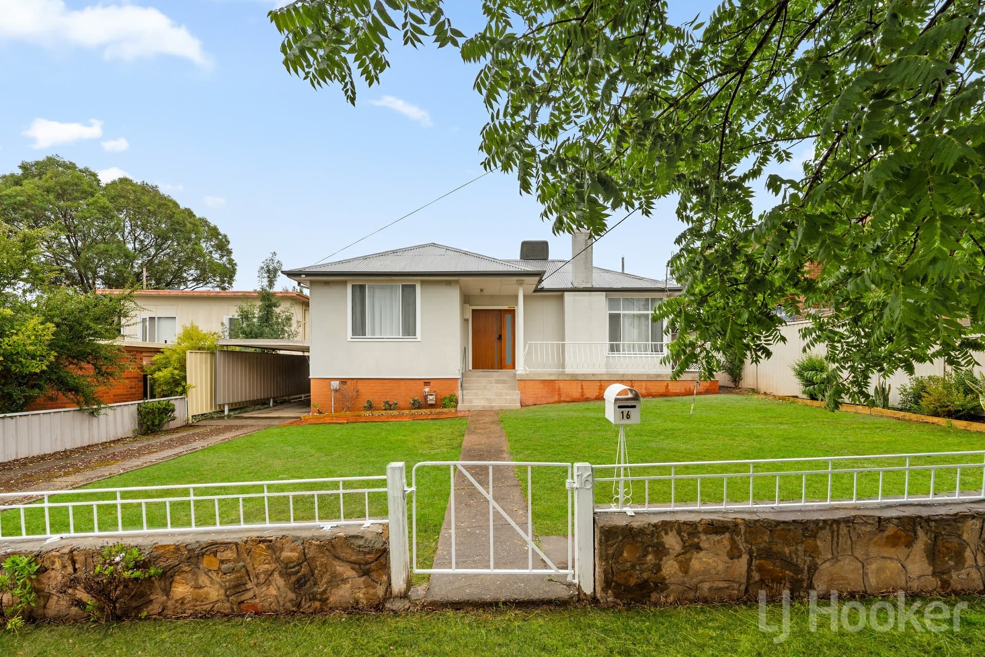 16 Gerald Street, Queanbeyan, Queanbeyan - Image 1