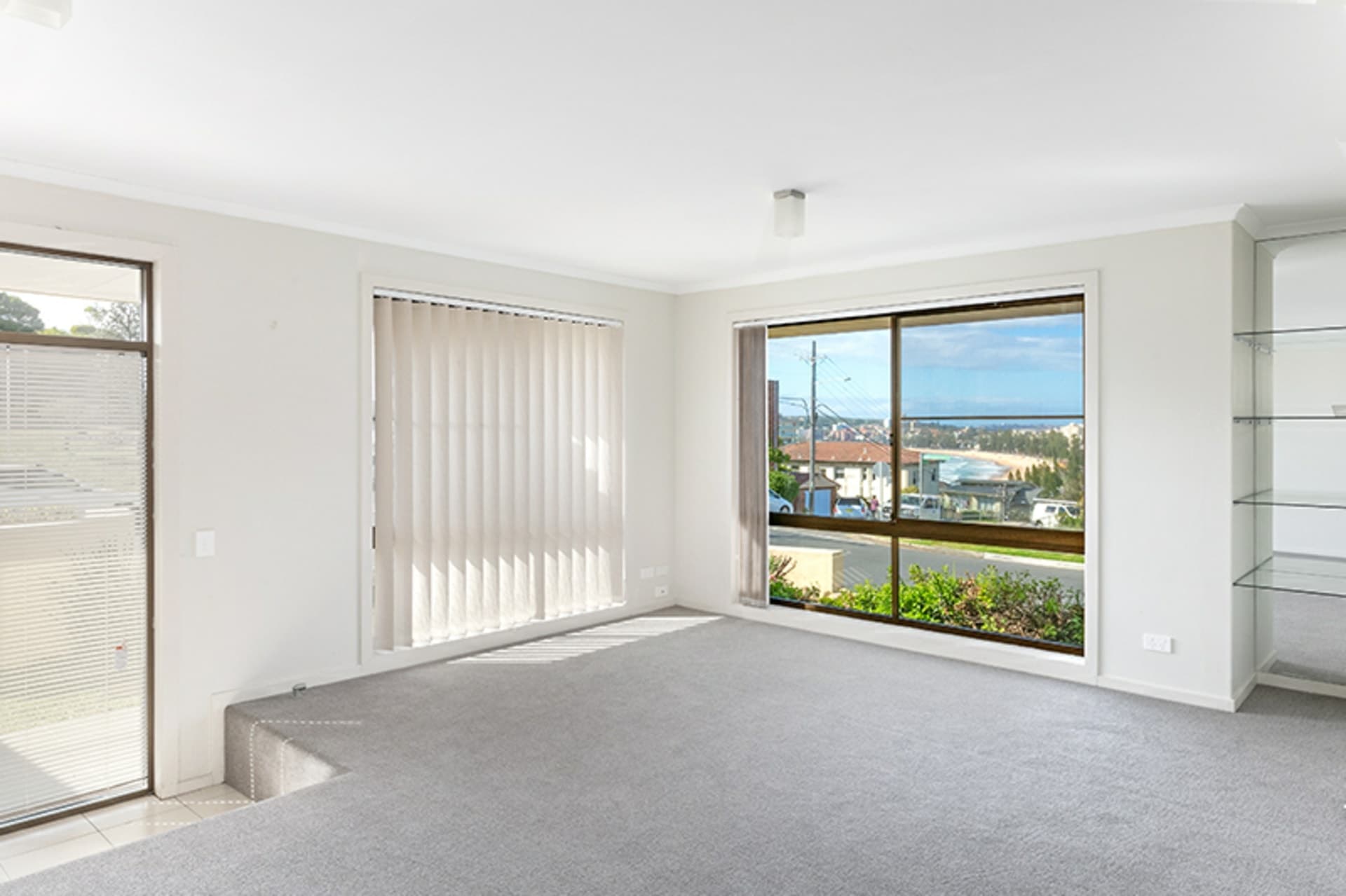 2/47 Pavilion Street, Queenscliff, Queenscliff - Thumbnail 3
