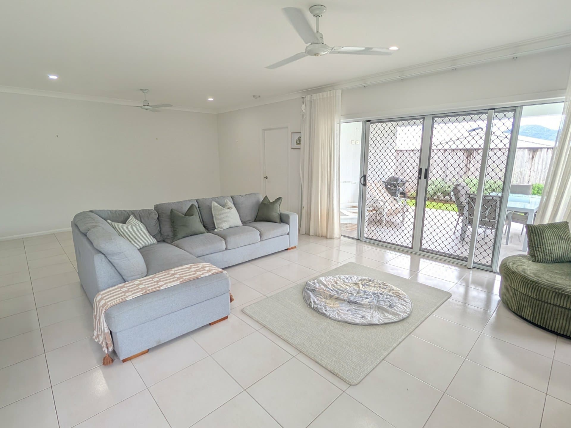 36 Laguna Avenue, Redlynch, Redlynch - Thumbnail 4