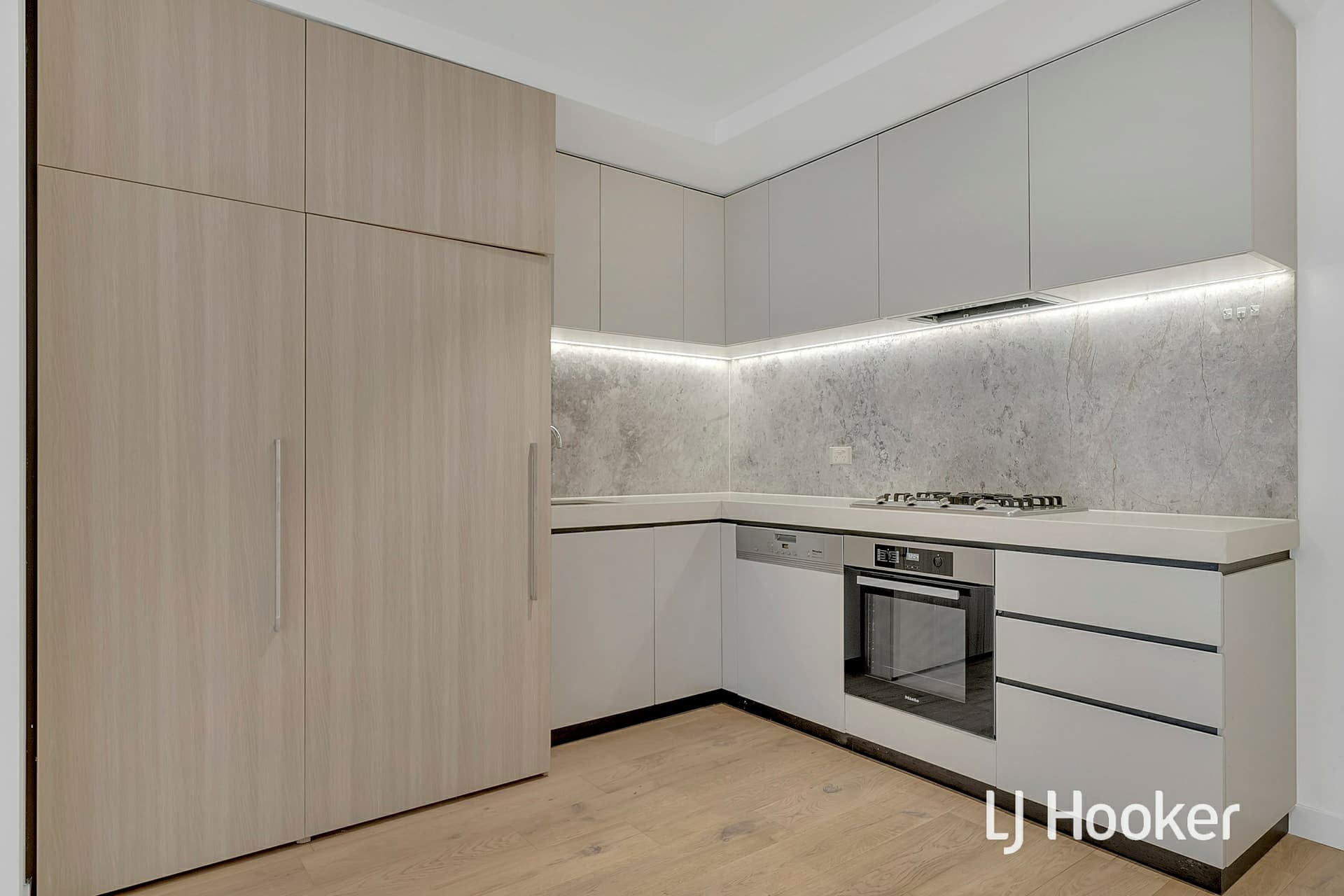 1006A/60 Dorcas Street, Southbank, Southbank - Thumbnail 4