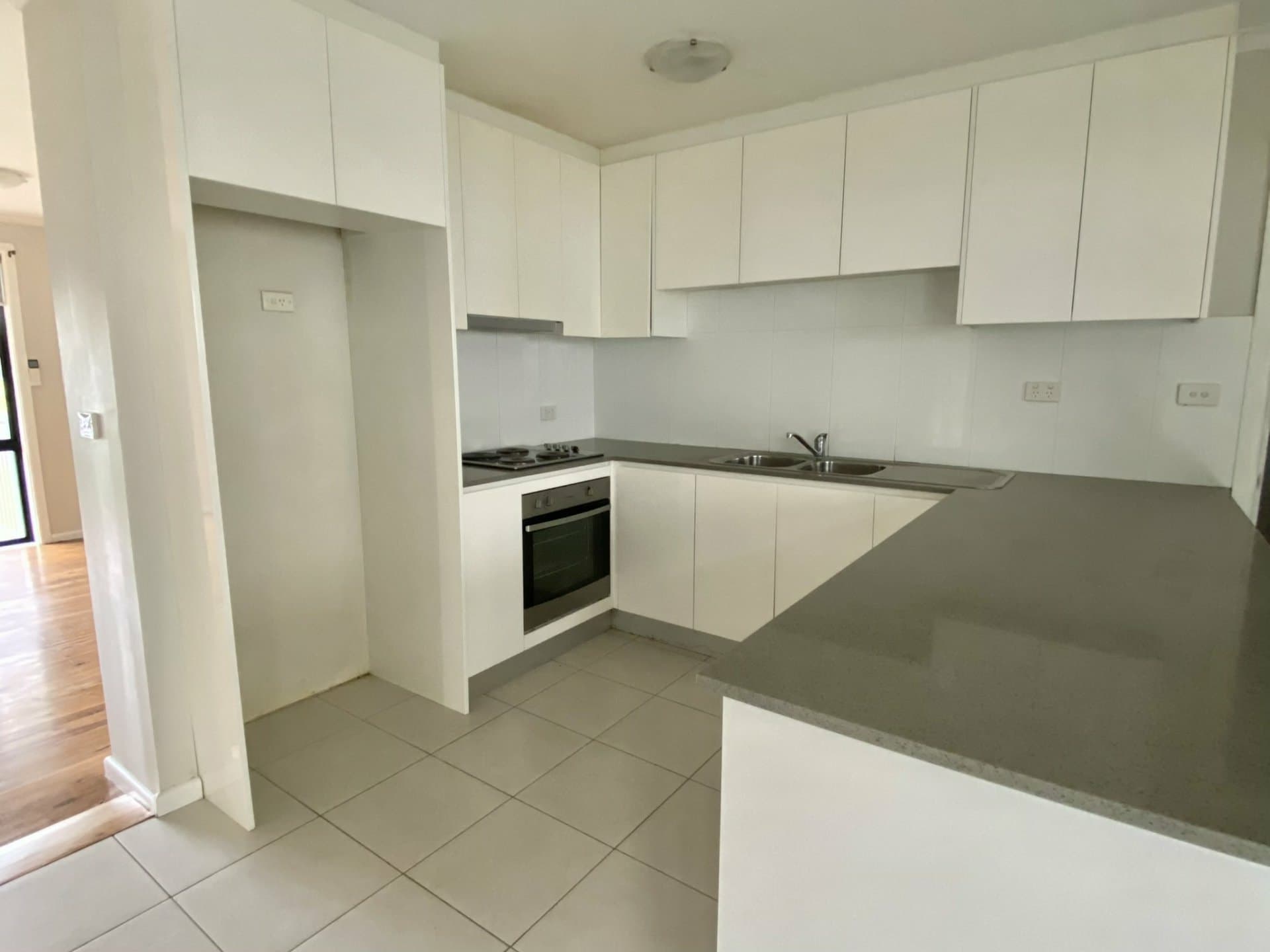 94 Ballantrae Drive, St Andrews, St Andrews - Thumbnail 4