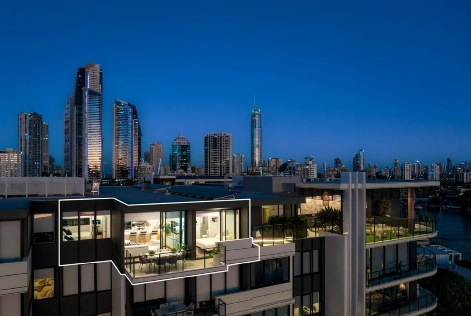 901/256 Stanhill Drive, Surfers Paradise, Surfers Paradise - Thumbnail 3