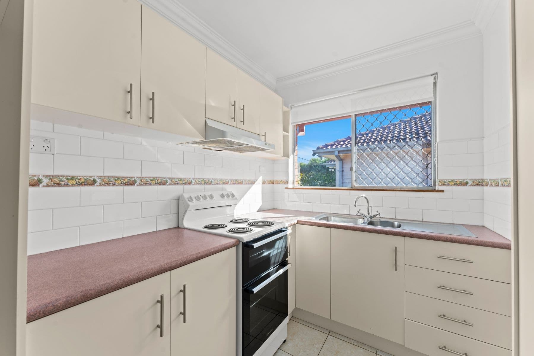 1/22 Rickard Rd, Unanderra NSW 2526, Unanderra - Thumbnail 2