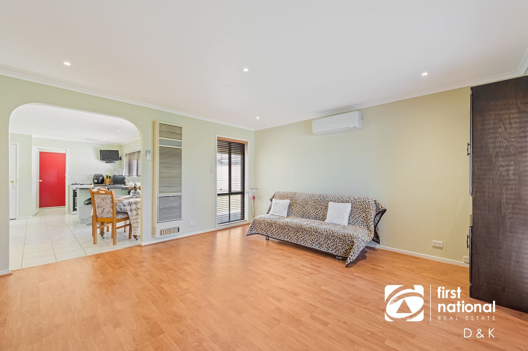 34 Manchester Drive, Sydenham VIC 3037, Sydenham - Thumbnail 3