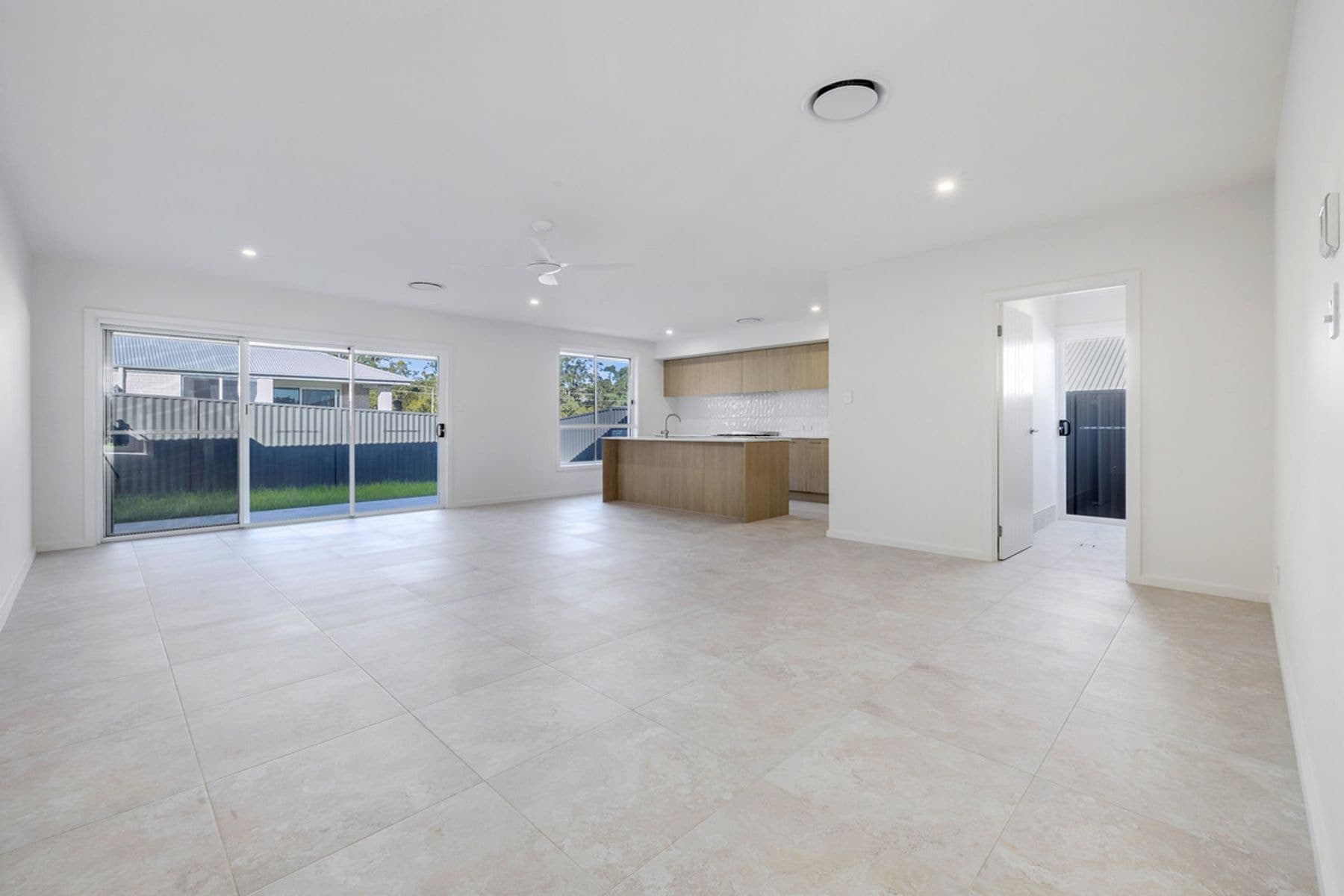 18 Wildwood Way, Port Macquarie NSW 2444, Port Macquarie - Thumbnail 3