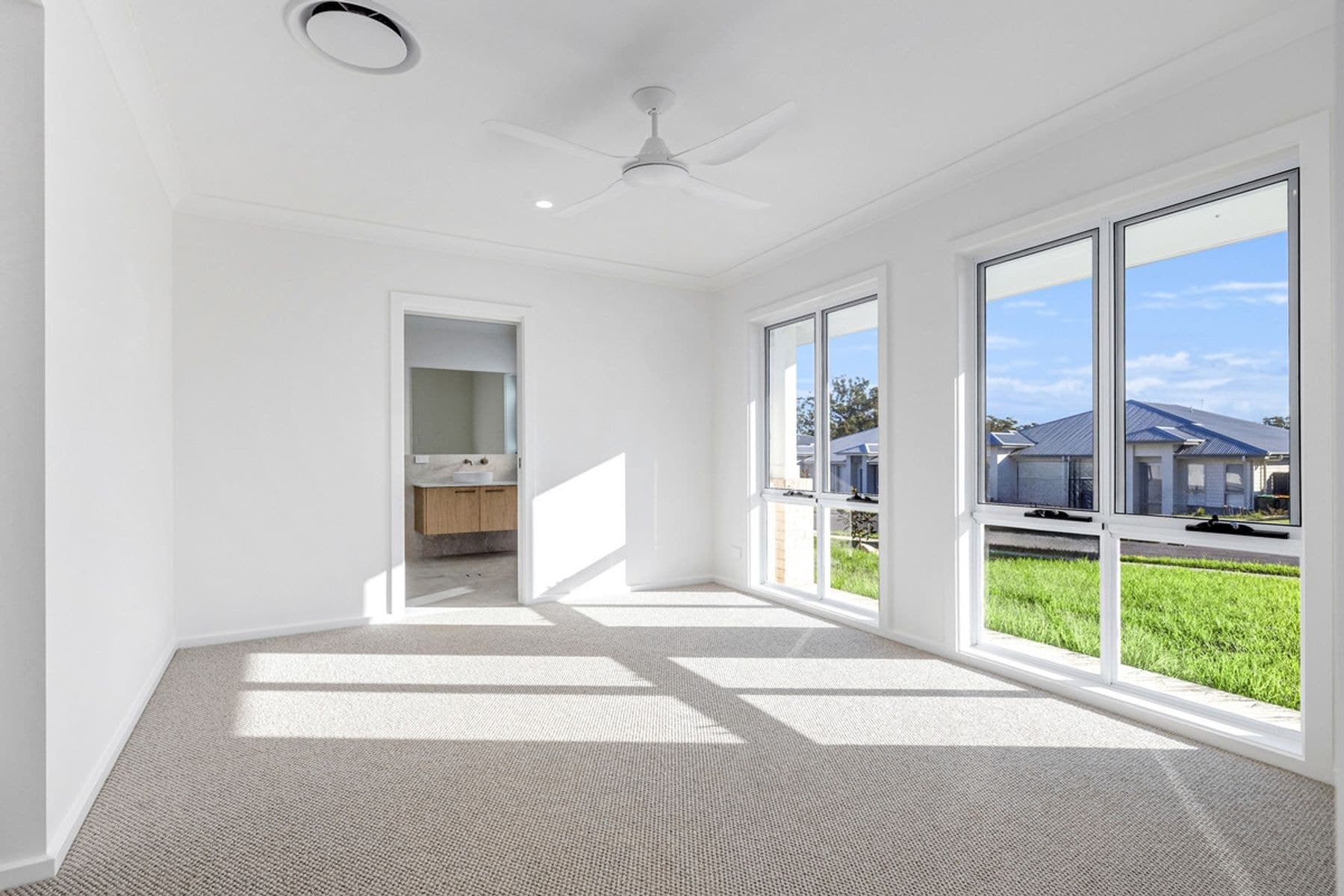 18 Wildwood Way, Port Macquarie NSW 2444, Port Macquarie - Thumbnail 5