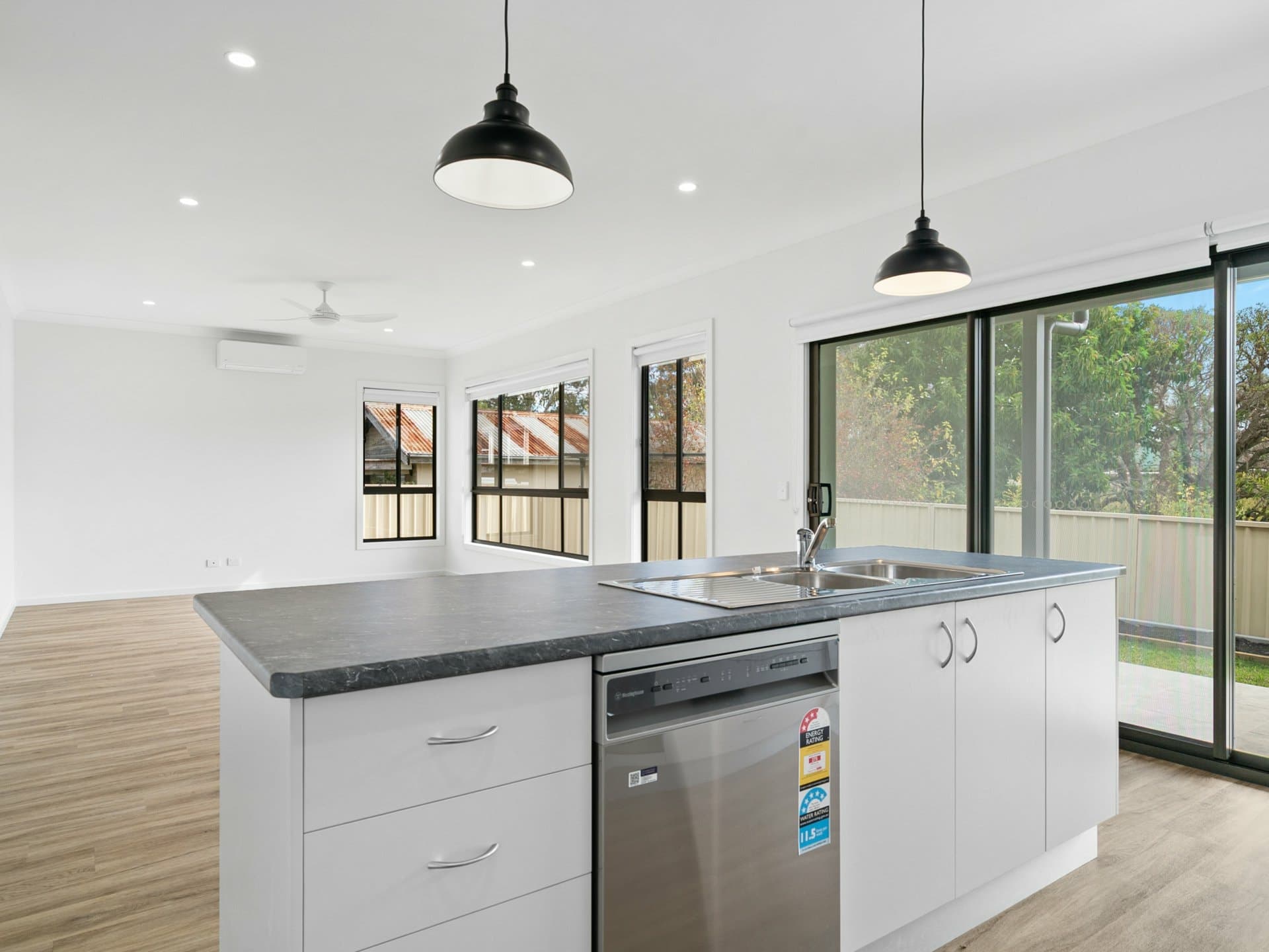 Unit 1/23 Spence Street, Taree, Taree - Thumbnail 2