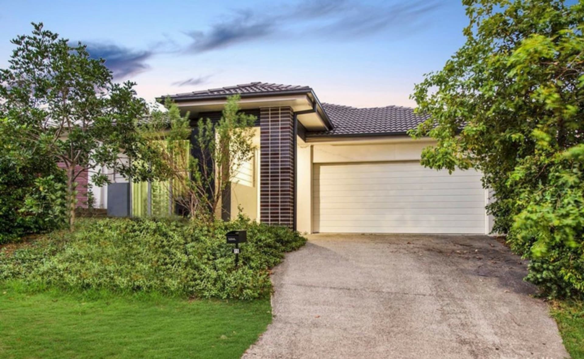 15 Gresswell Crescent, Upper Coomera, Upper Coomera - Thumbnail 2
