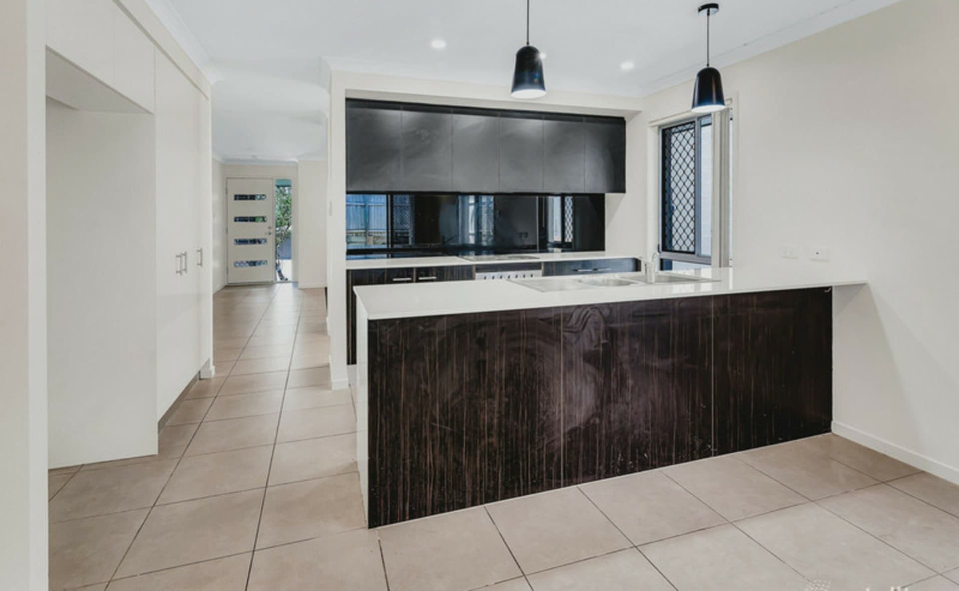 15 Gresswell Crescent, Upper Coomera, Upper Coomera - Thumbnail 3