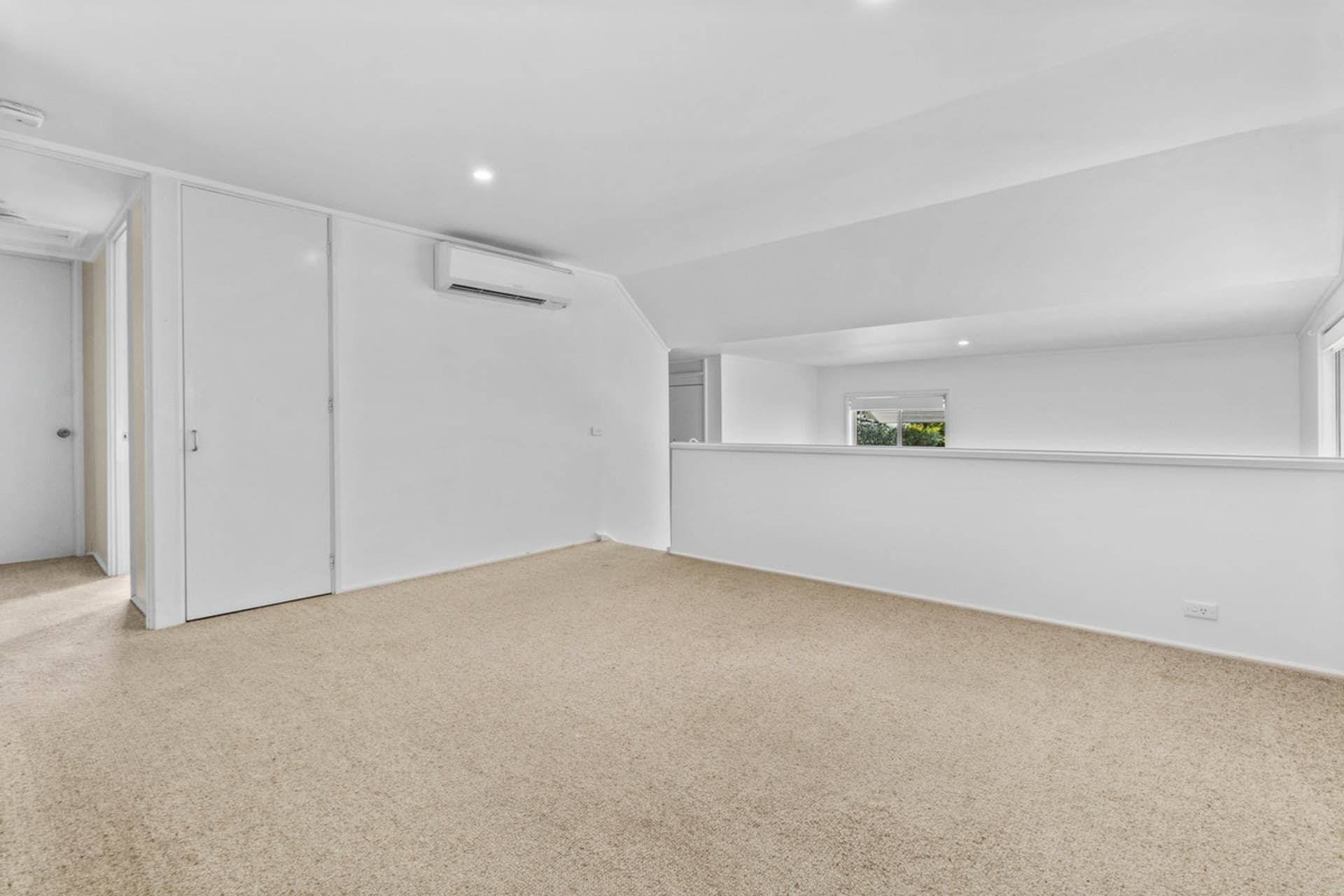 269 Wheeler Crescent, Wanniassa, Wanniassa - Thumbnail 3